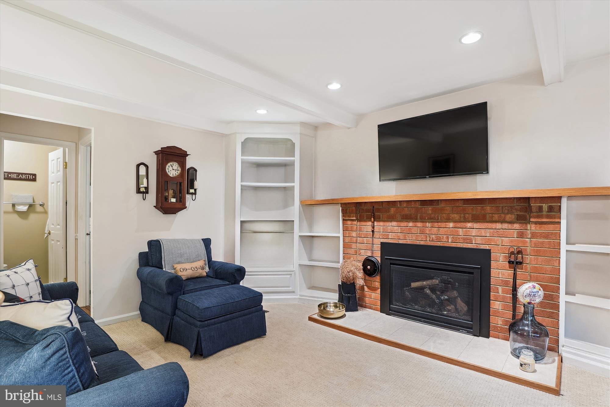 BURKE CENTRE - Residential