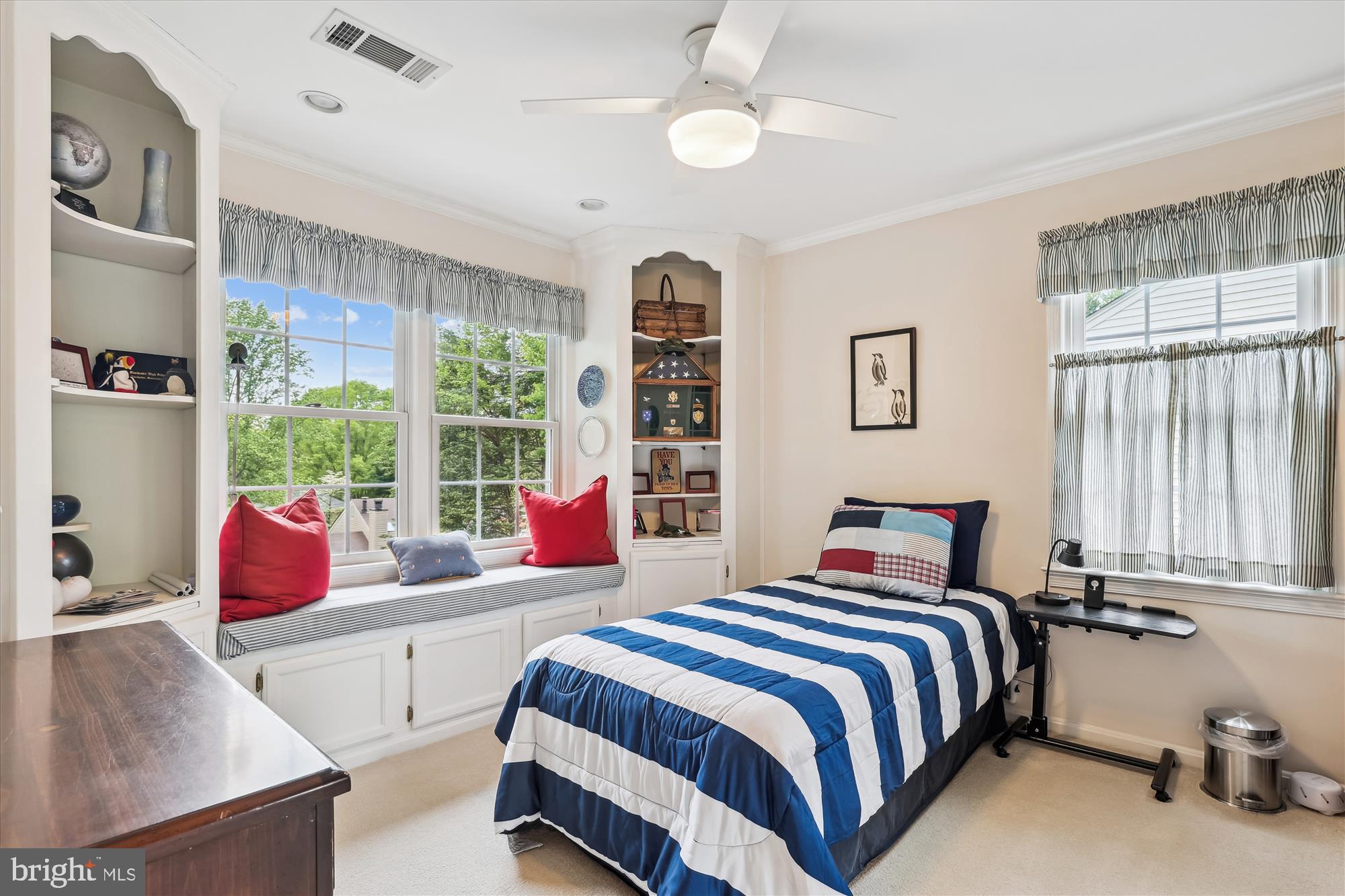 BURKE CENTRE - Residential