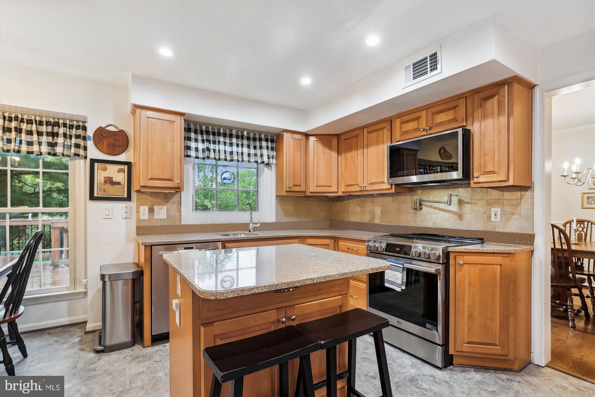 BURKE CENTRE - Residential