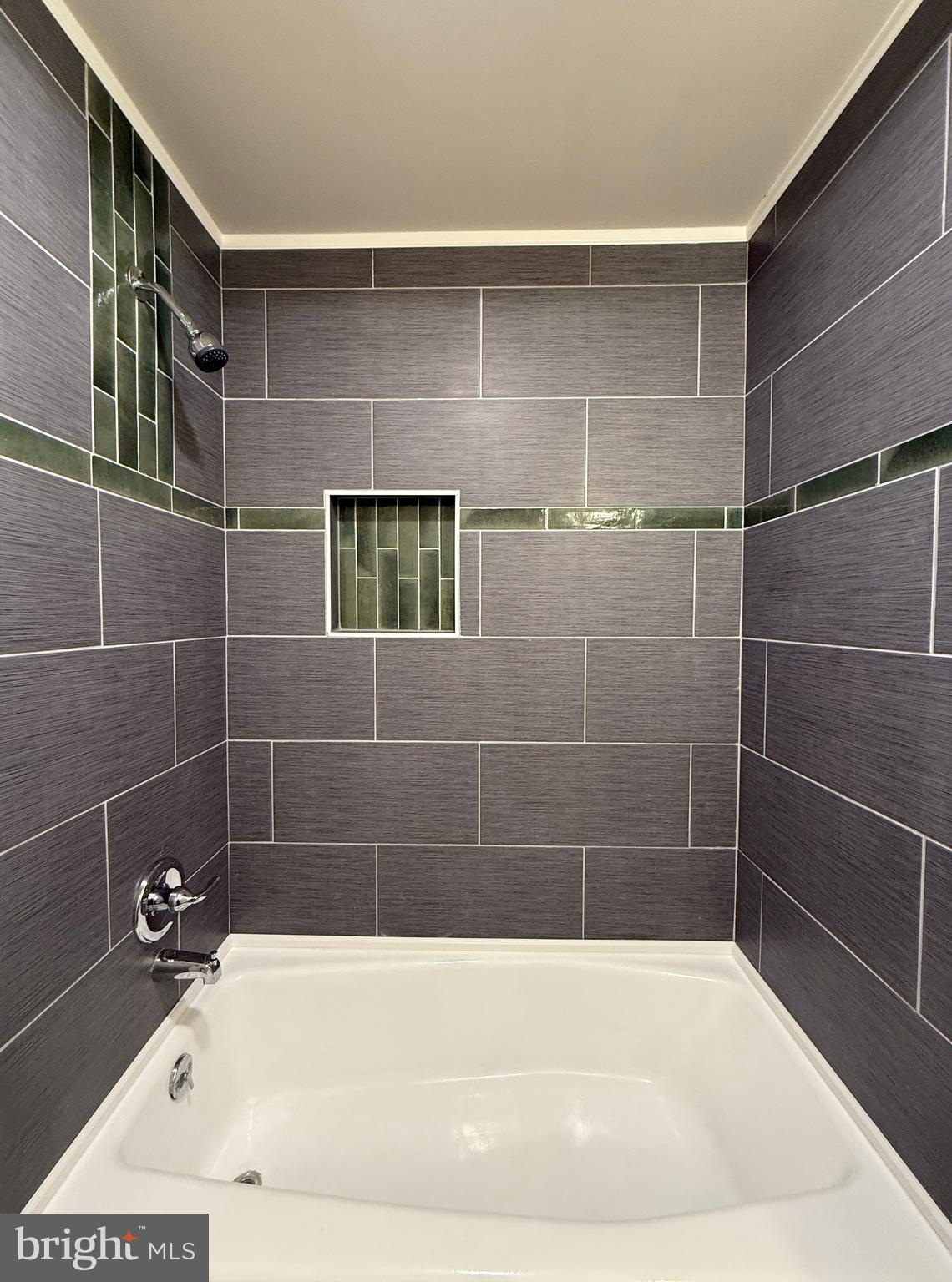 WHITMAN - Residential