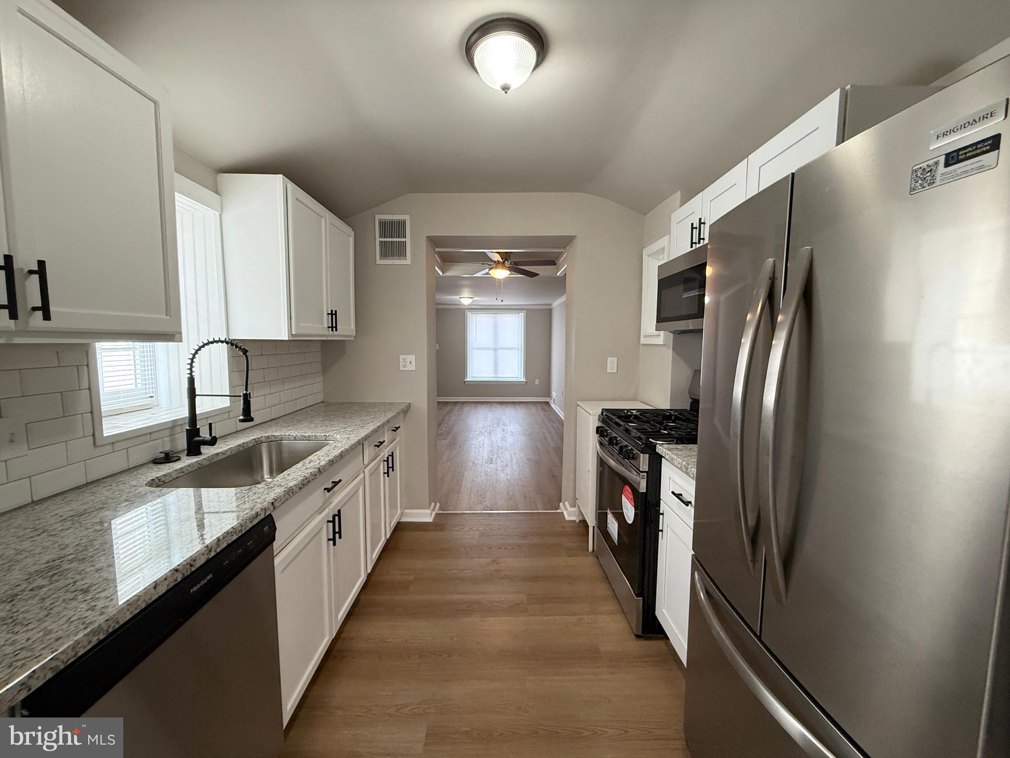 WHITMAN - Residential