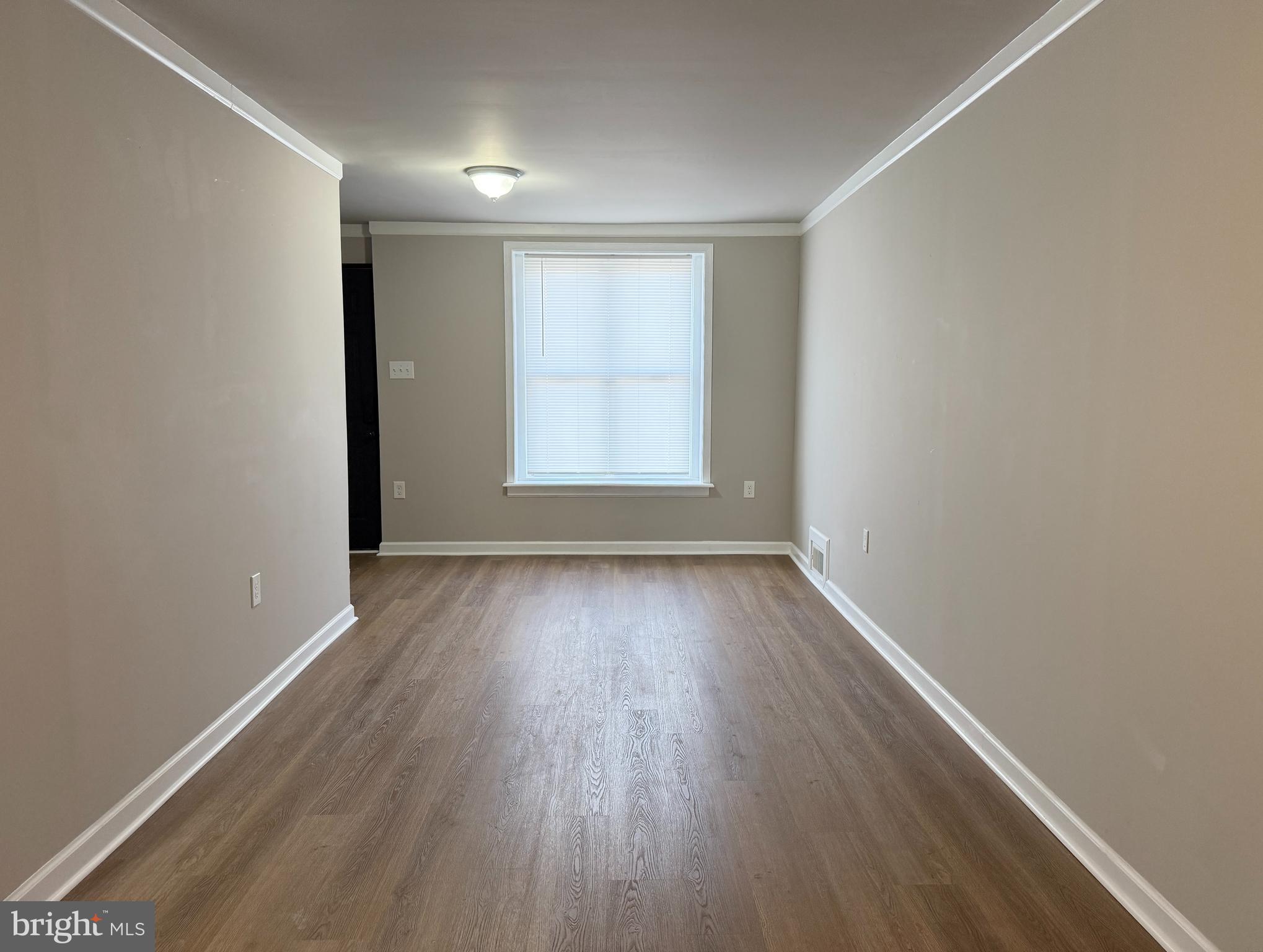 WHITMAN - Residential