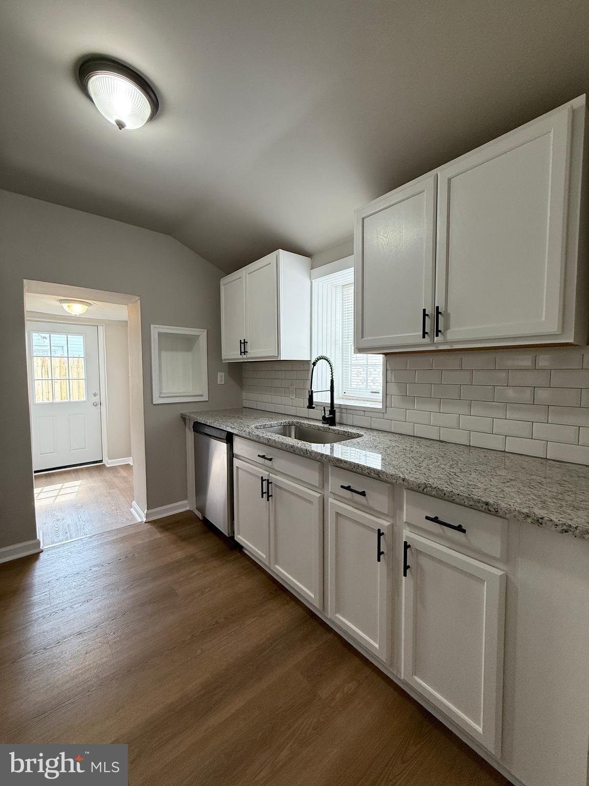 WHITMAN - Residential