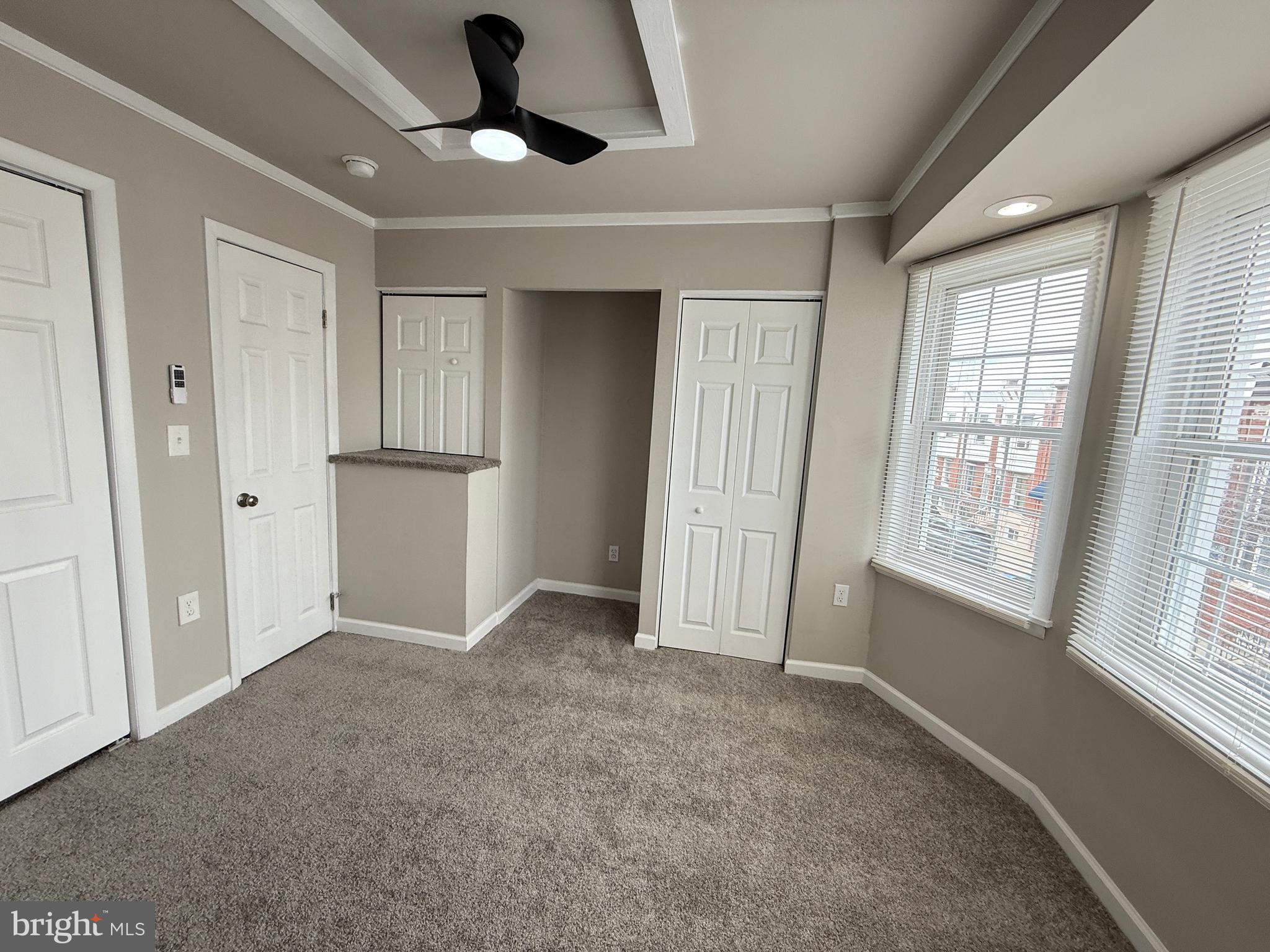 WHITMAN - Residential