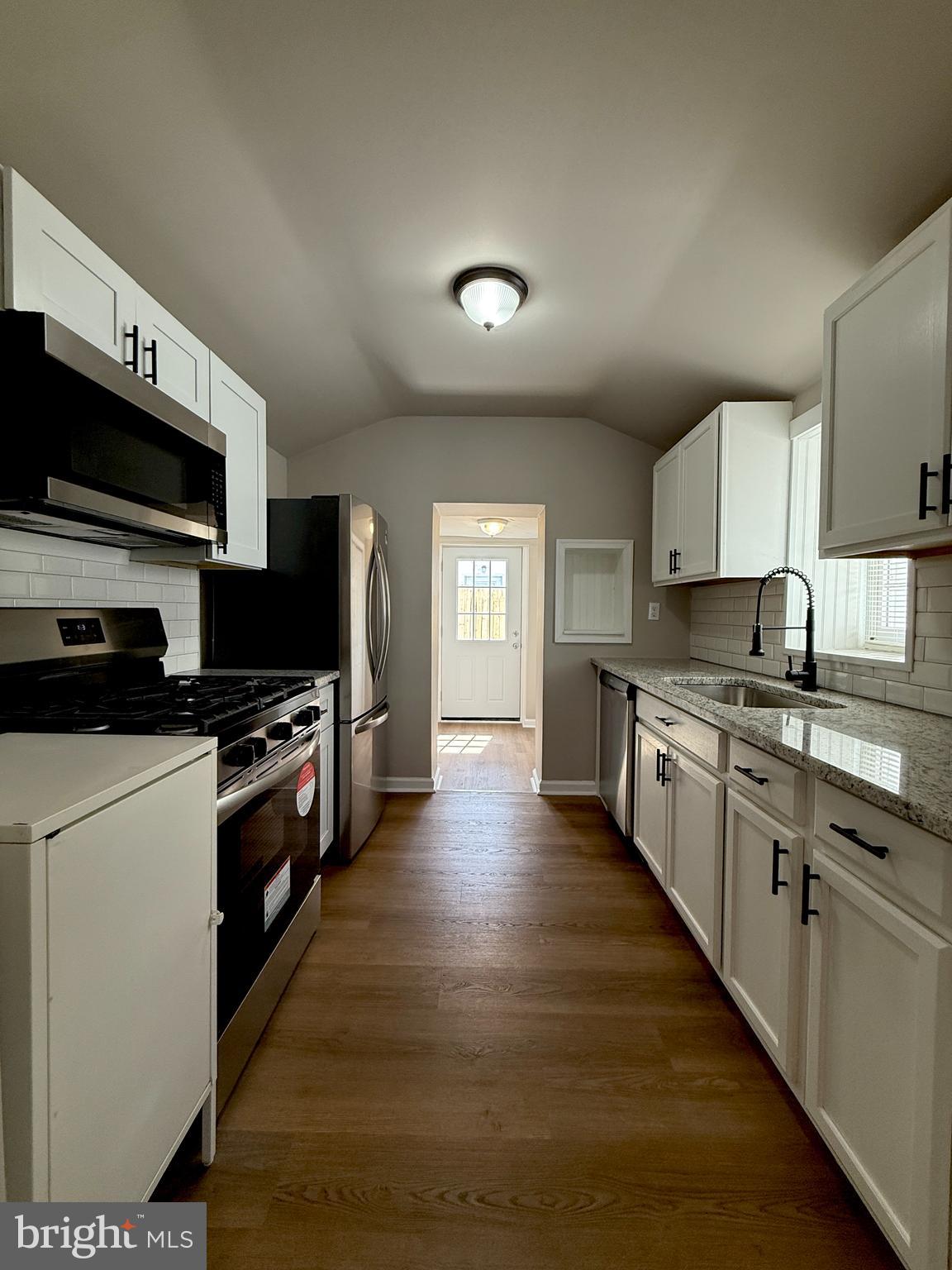 WHITMAN - Residential