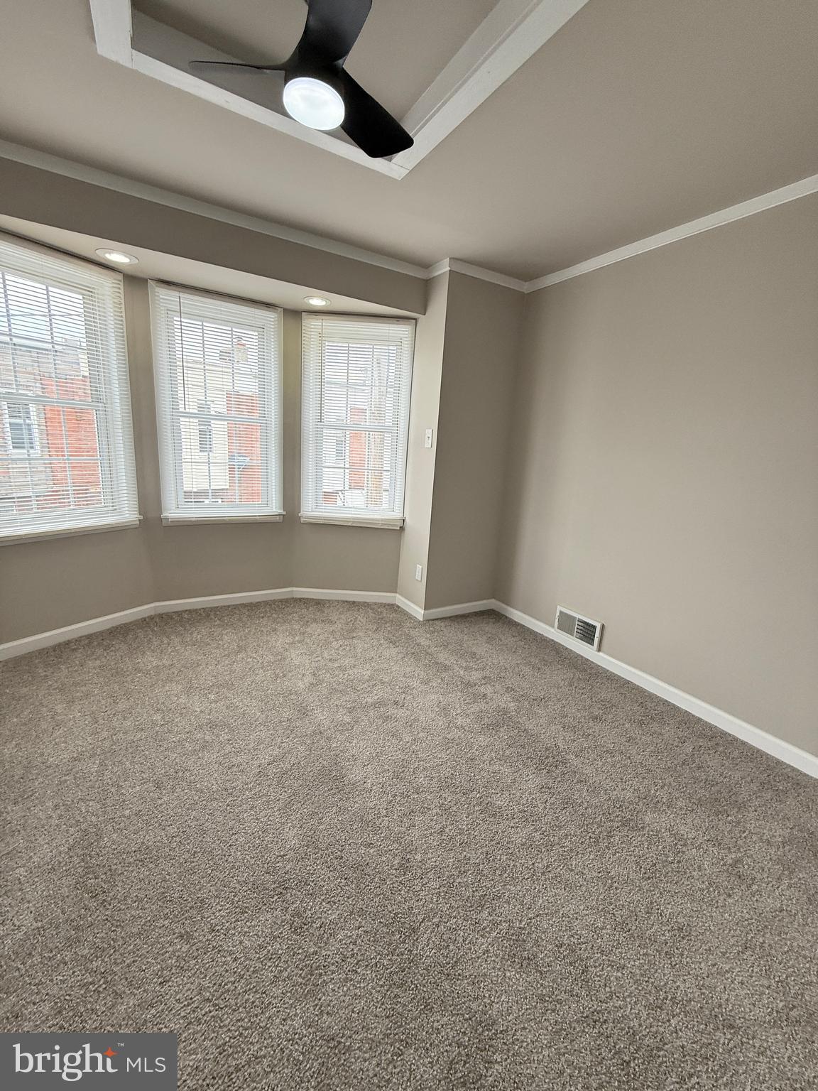 WHITMAN - Residential