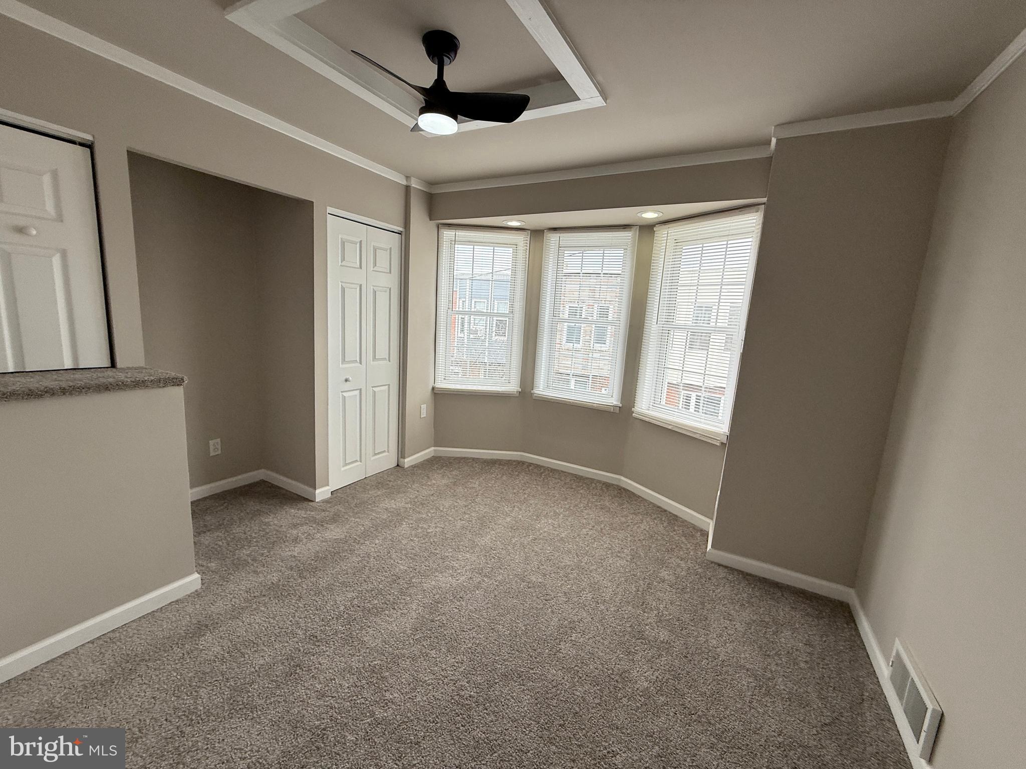 WHITMAN - Residential