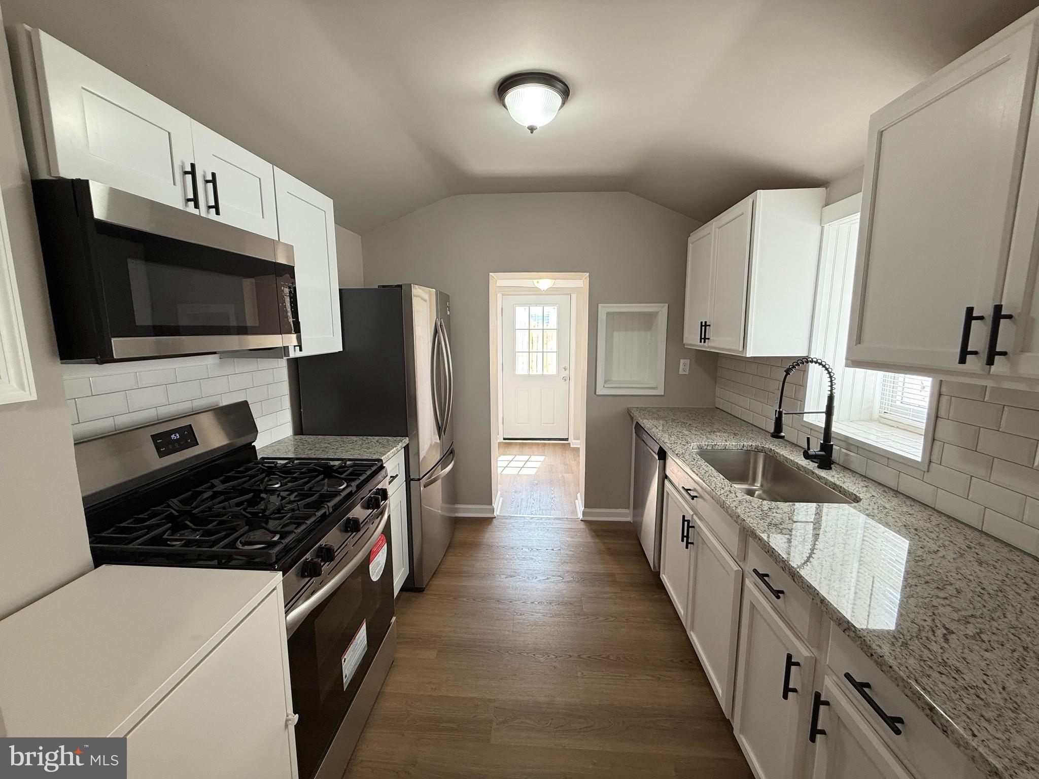 WHITMAN - Residential