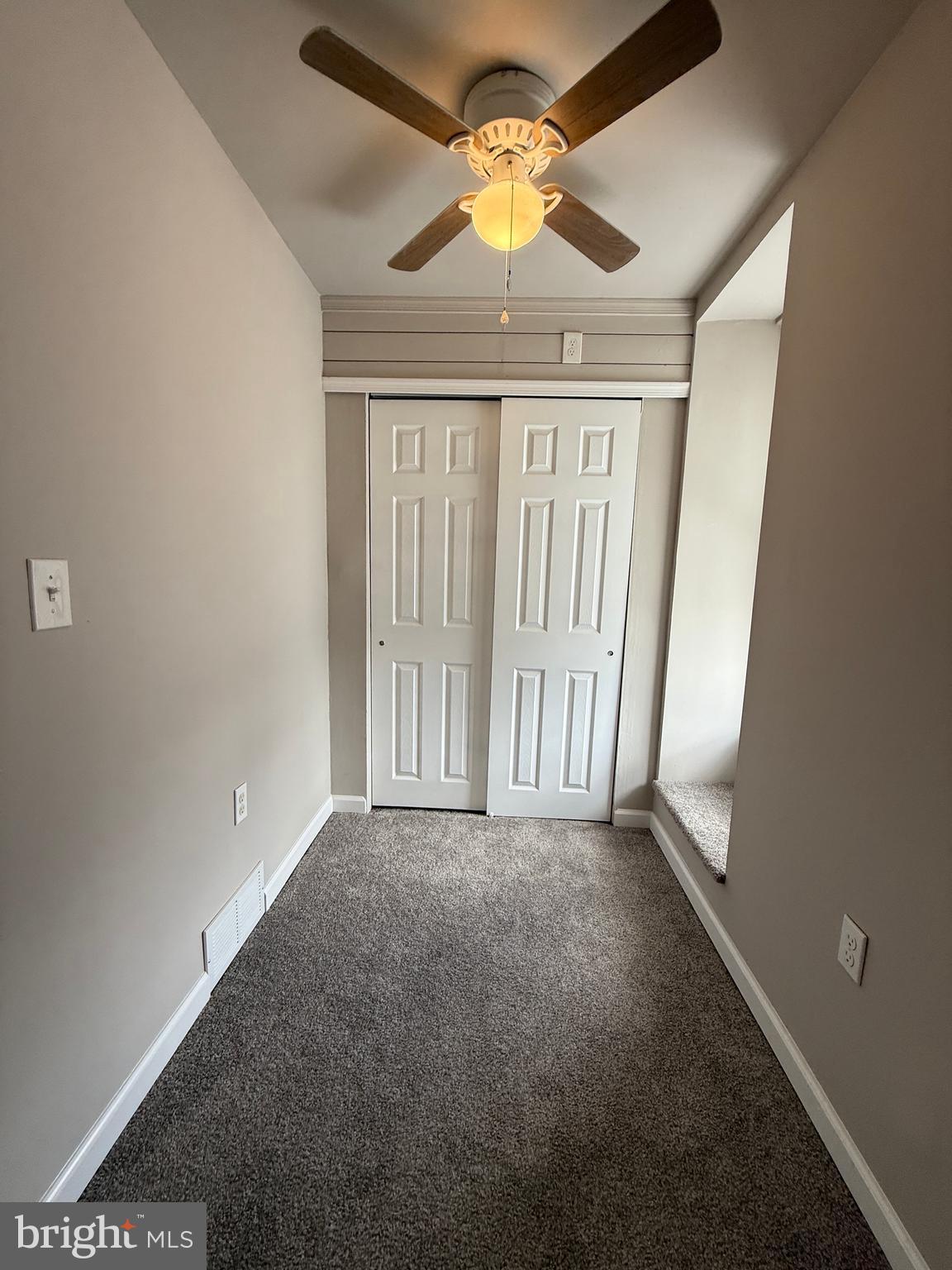 WHITMAN - Residential