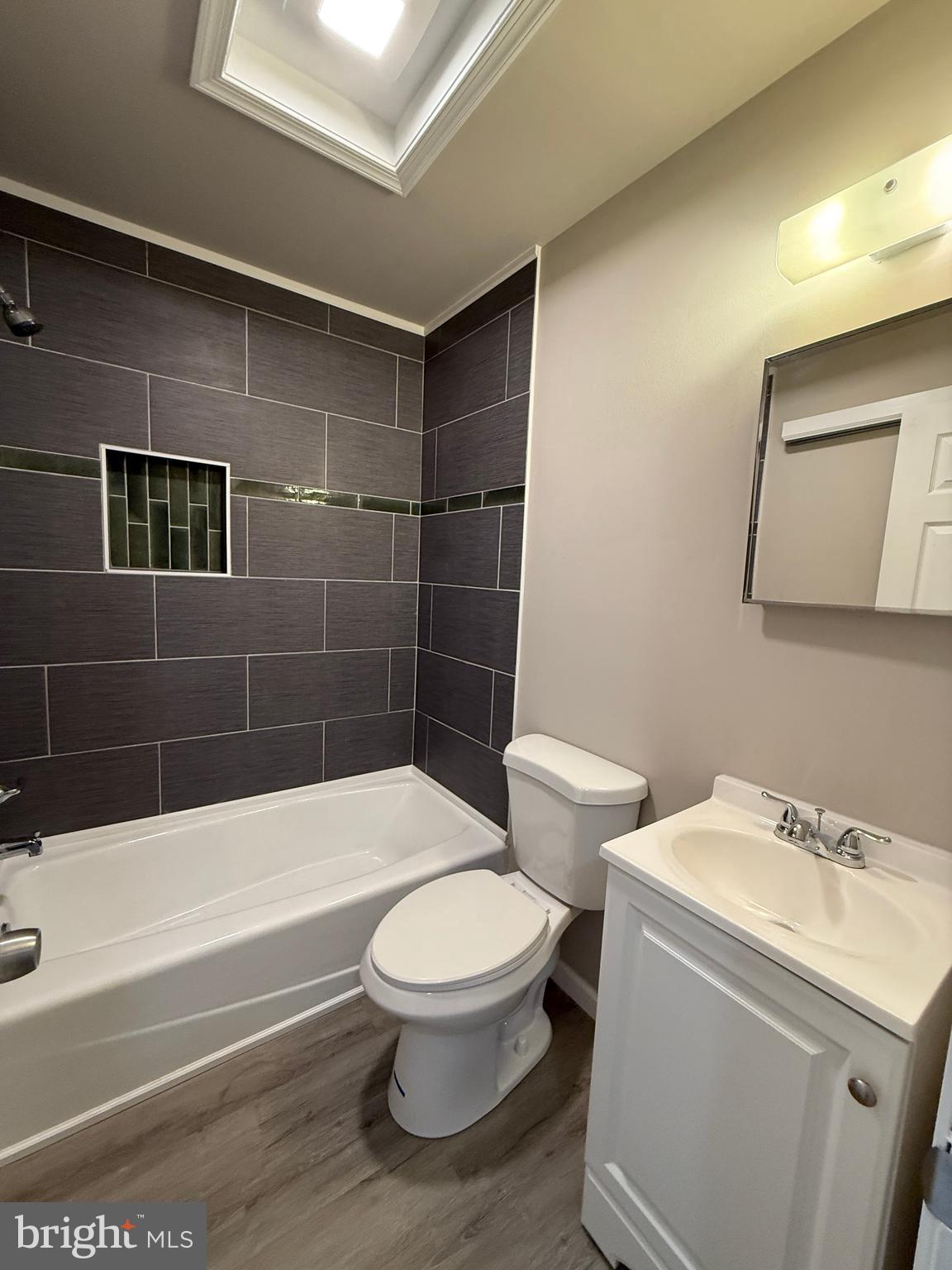 WHITMAN - Residential