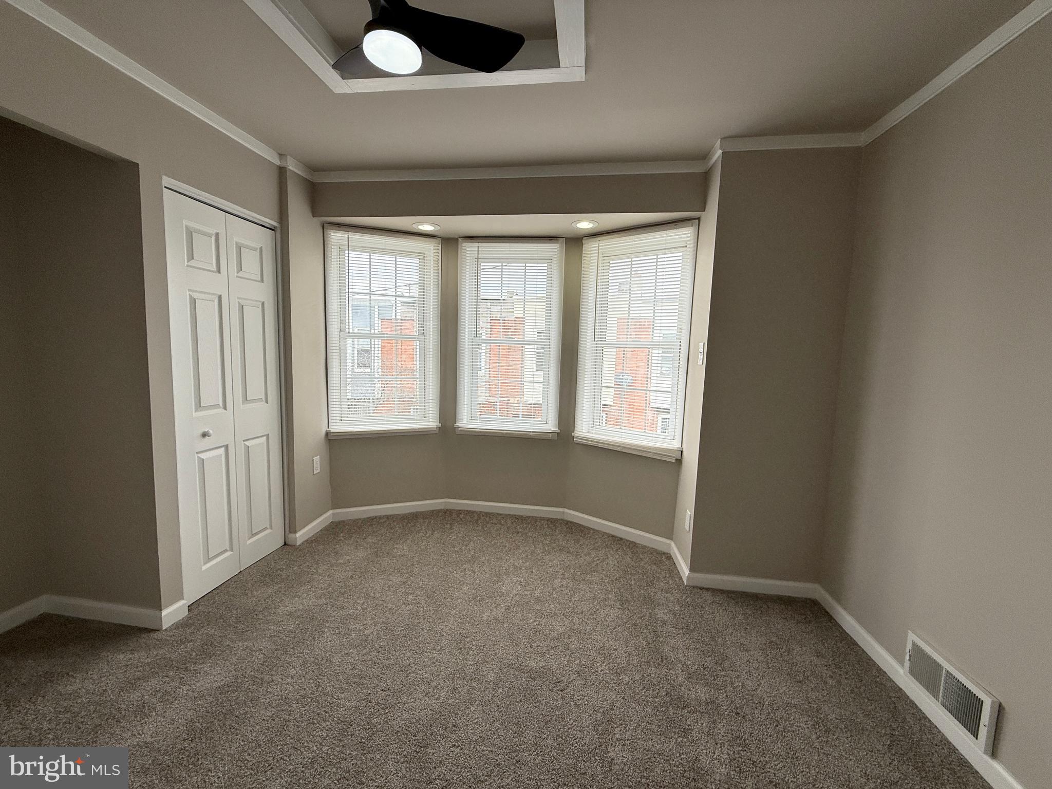 WHITMAN - Residential