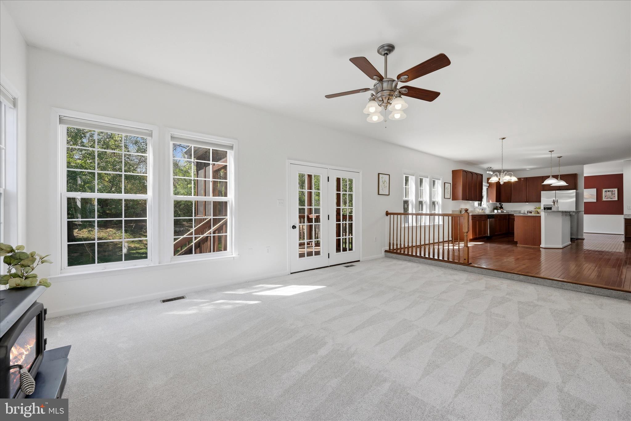 WILLOW SPRINGS ACRES - Residential
