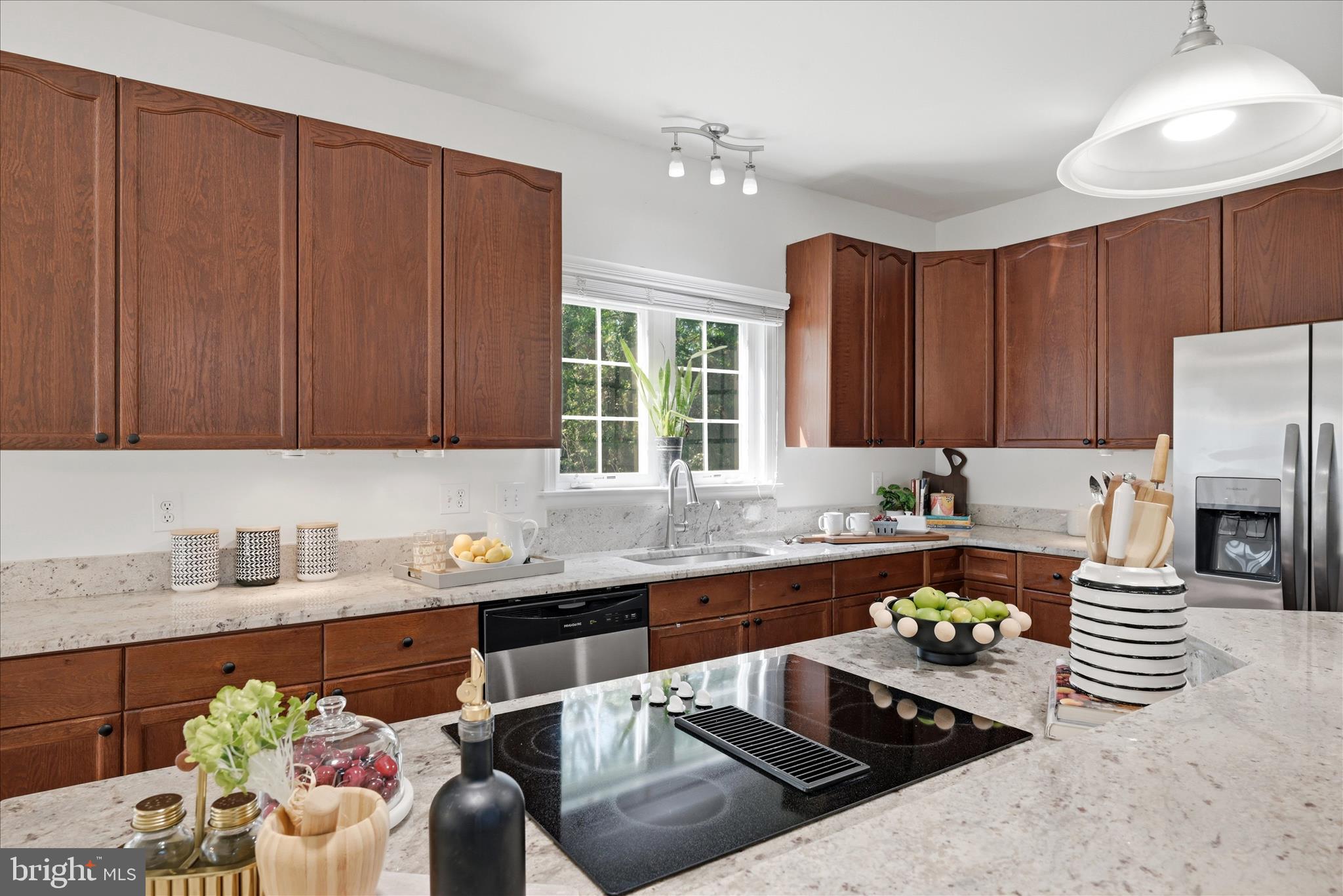 WILLOW SPRINGS ACRES - Residential