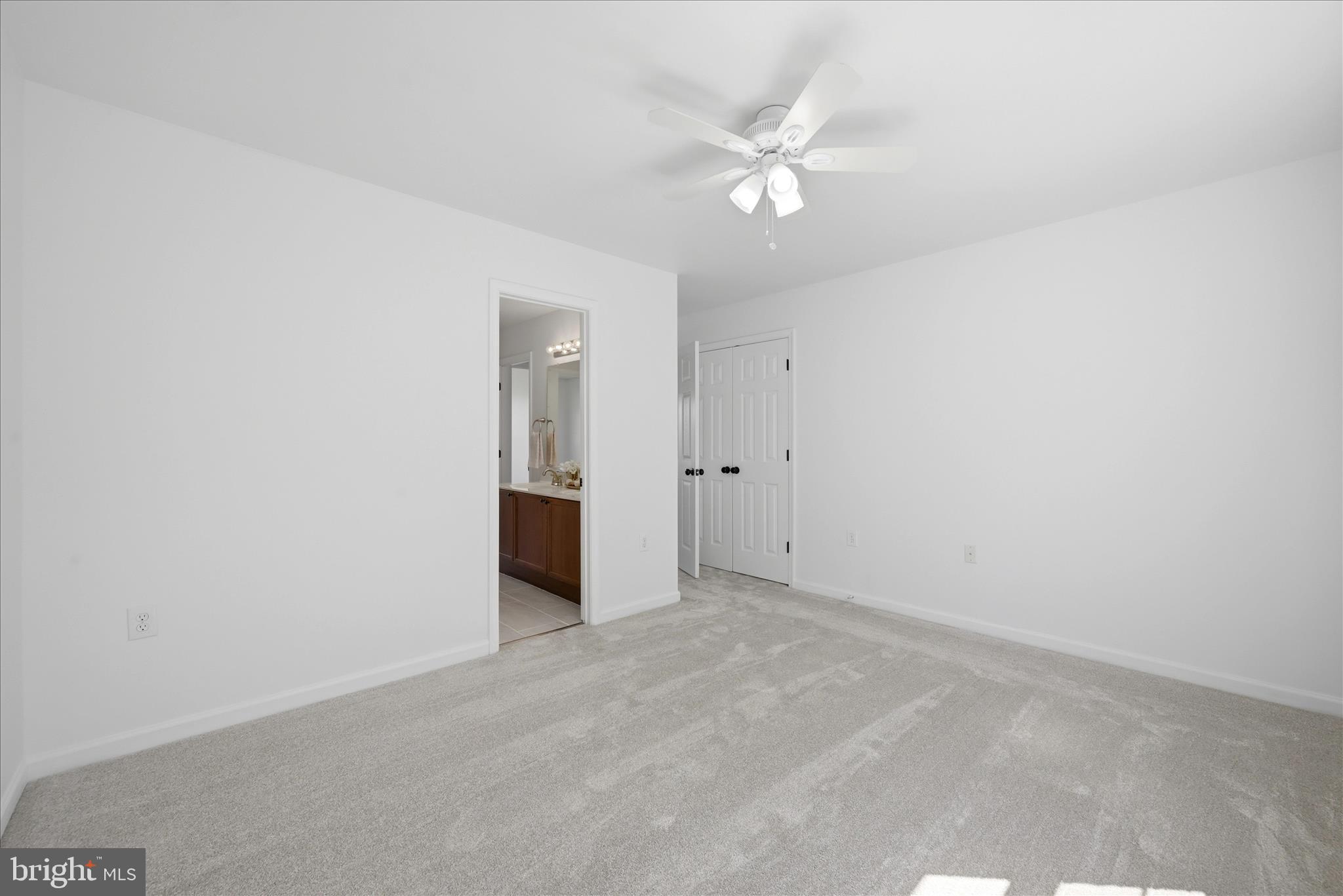 WILLOW SPRINGS ACRES - Residential