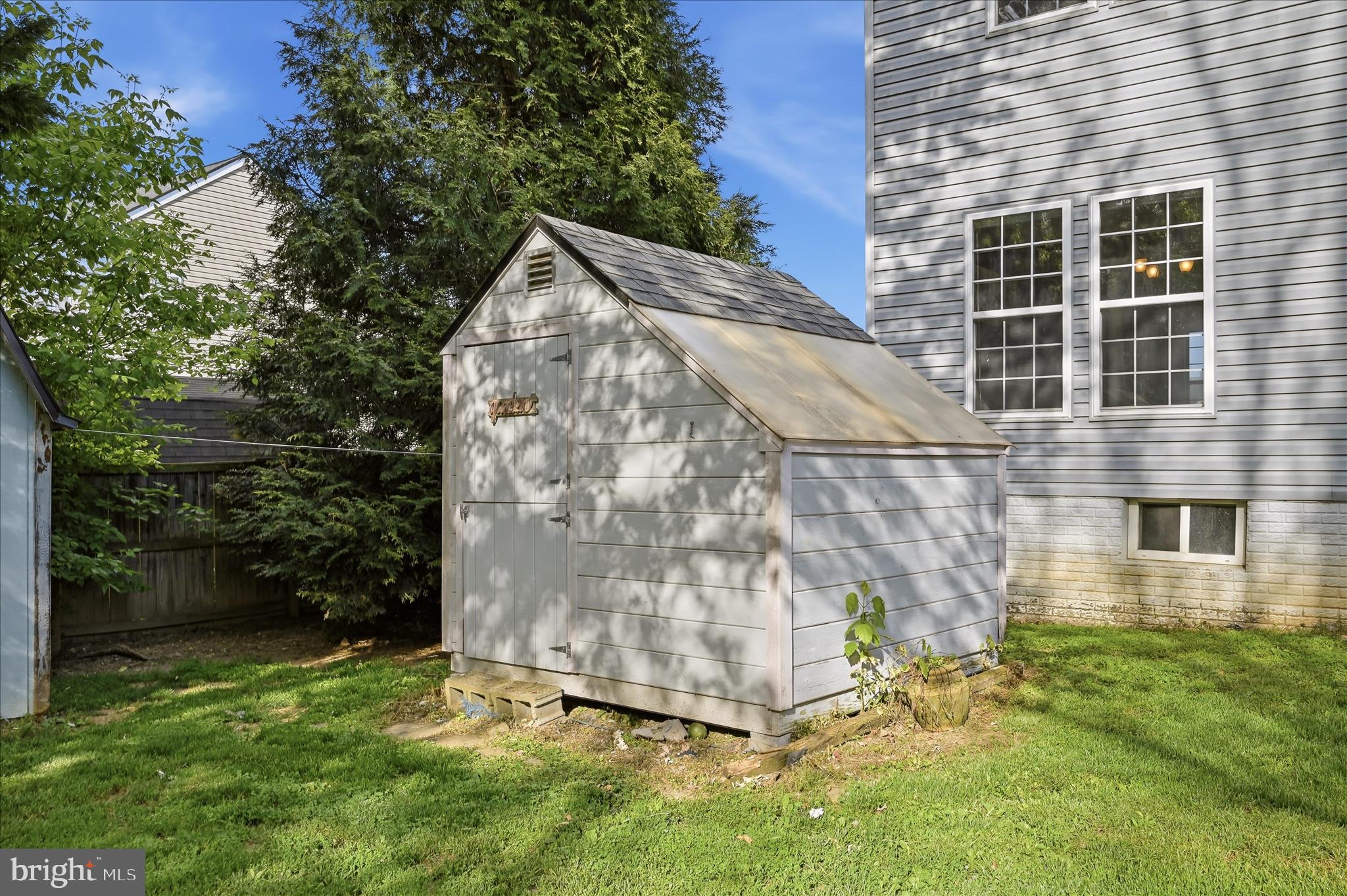 WILLOW SPRINGS ACRES - Residential