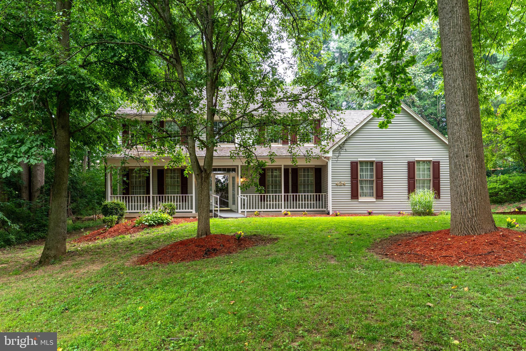 424 BUTTONWOOD ROAD