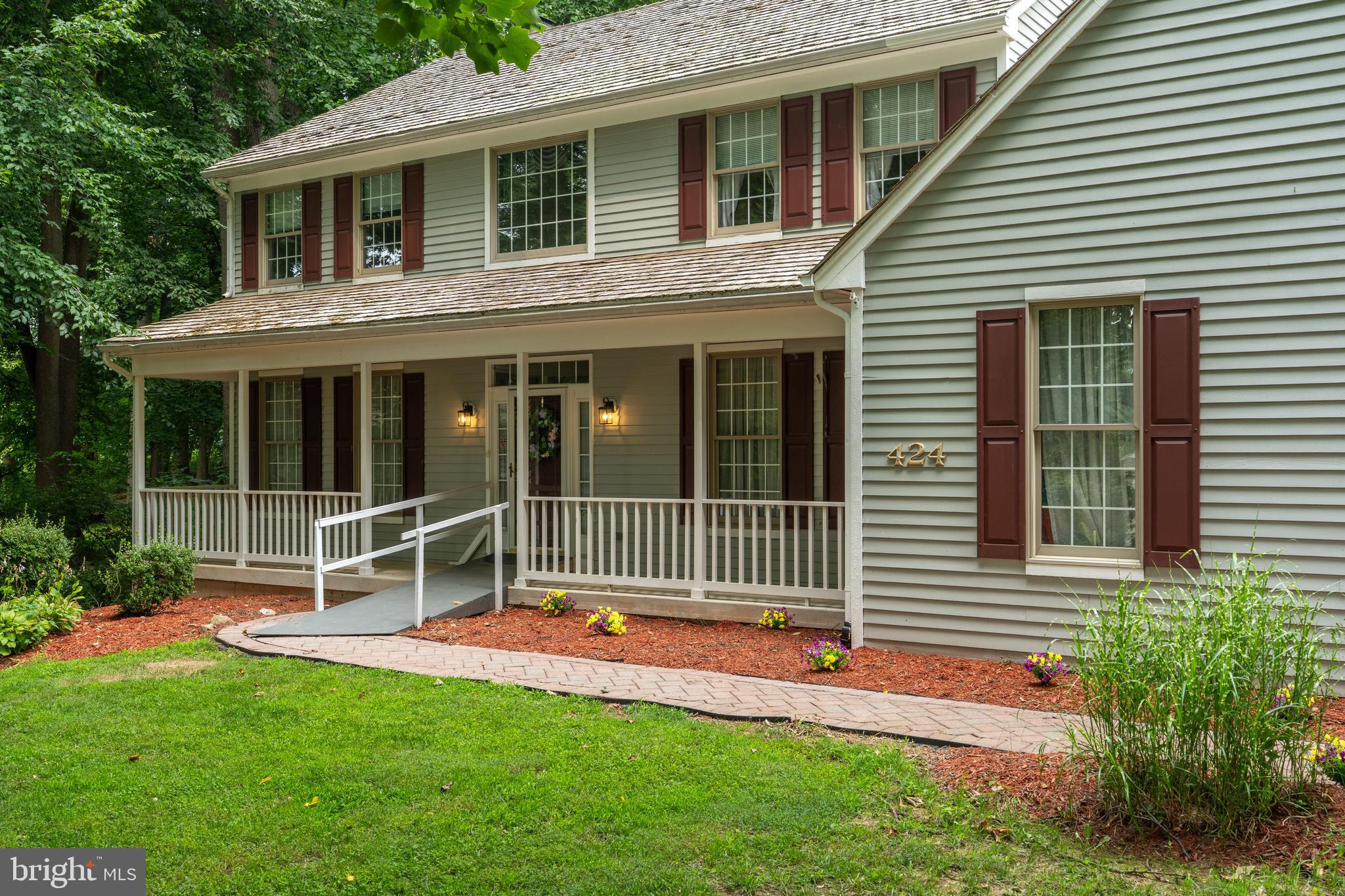 424 BUTTONWOOD ROAD