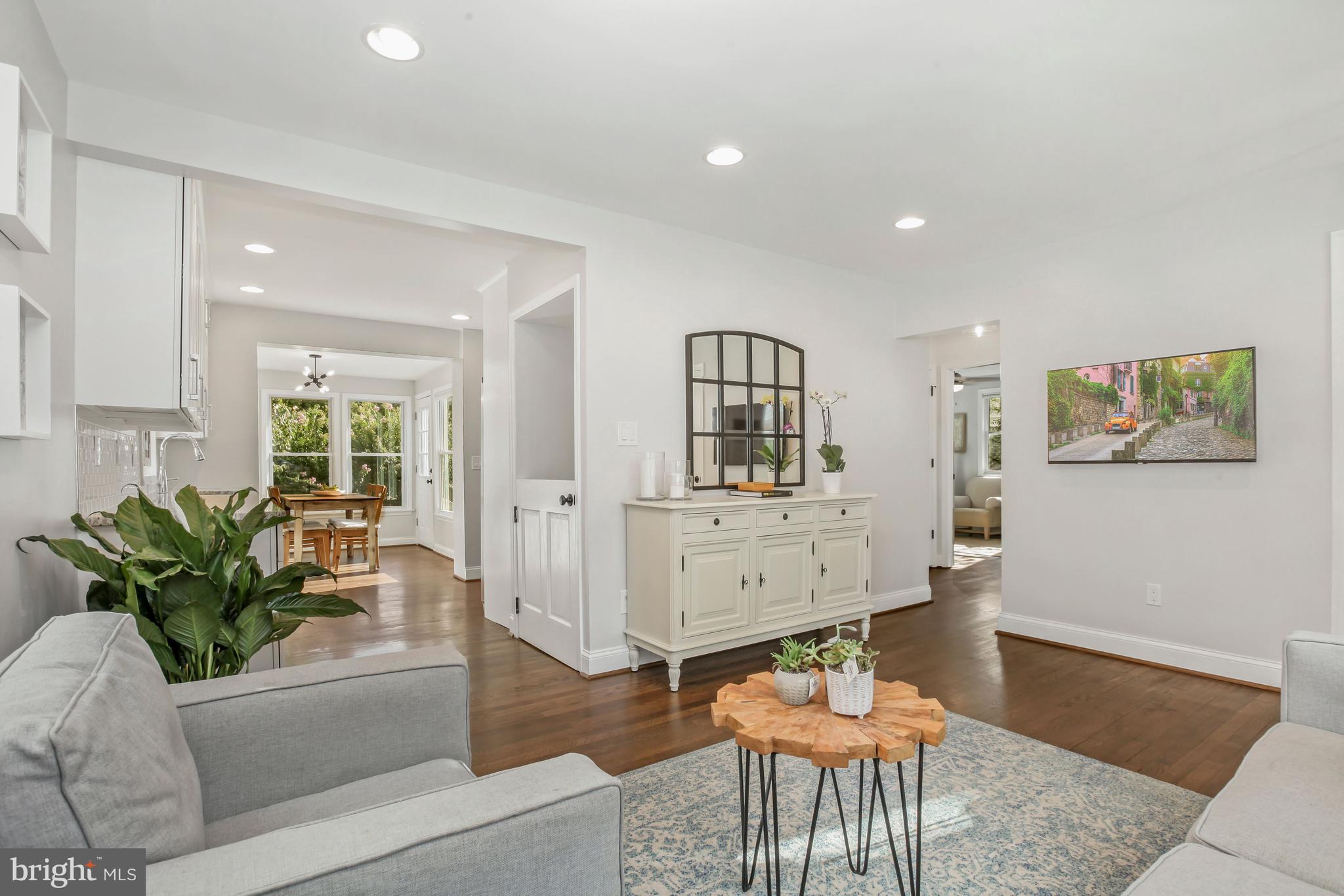 HOMEWOOD - Residential