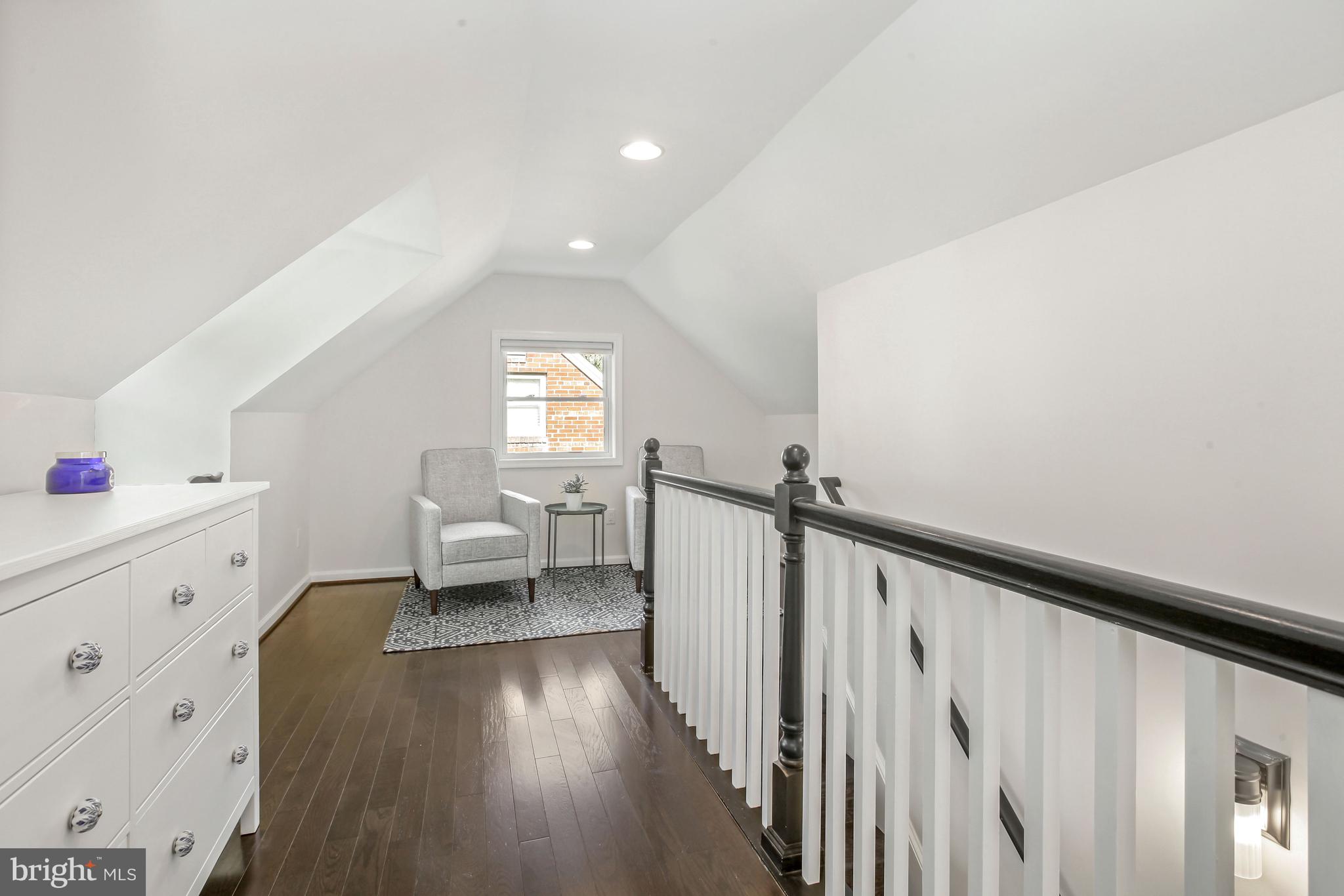 HOMEWOOD - Residential