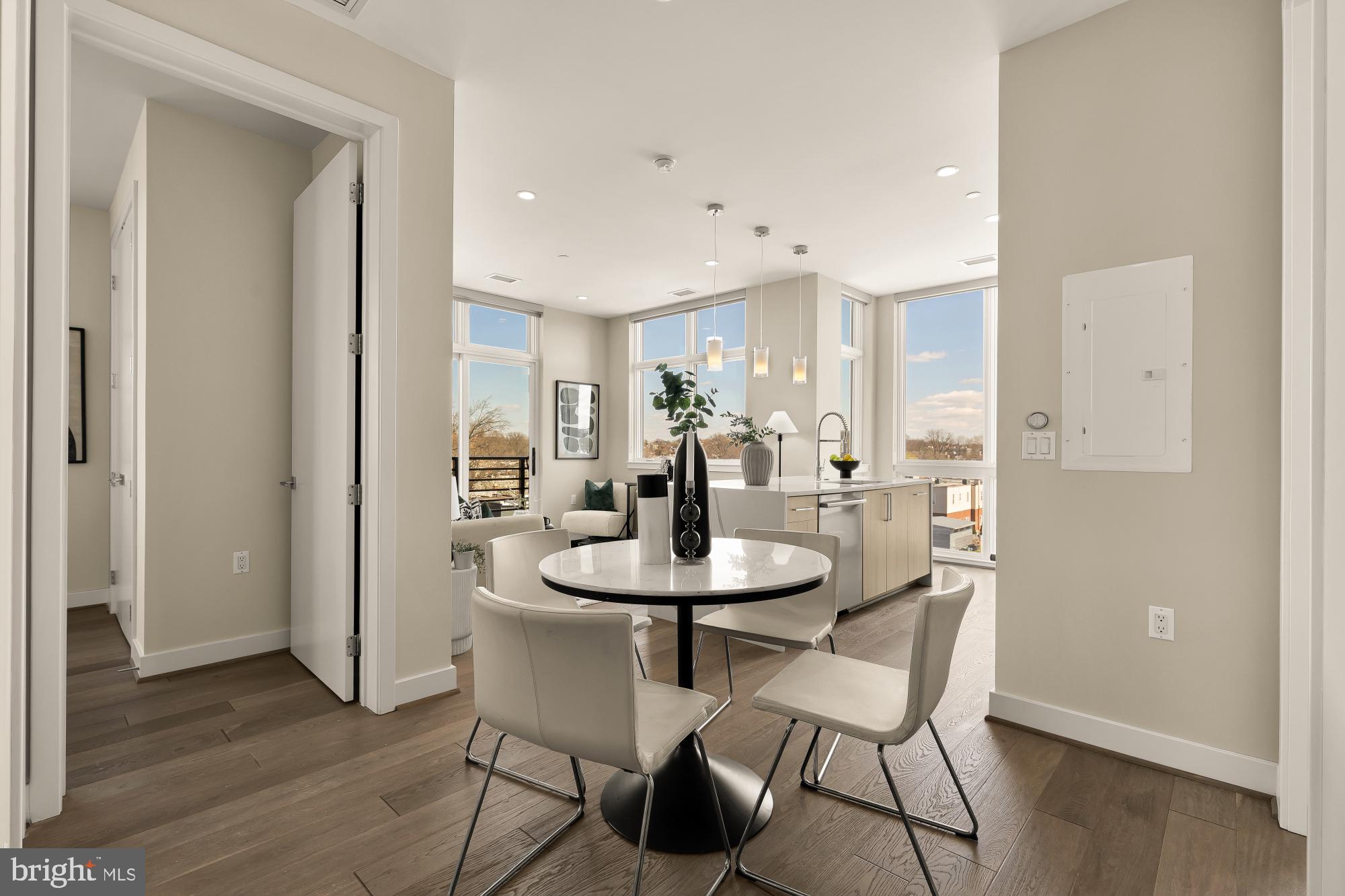 646 H STREET NE 503