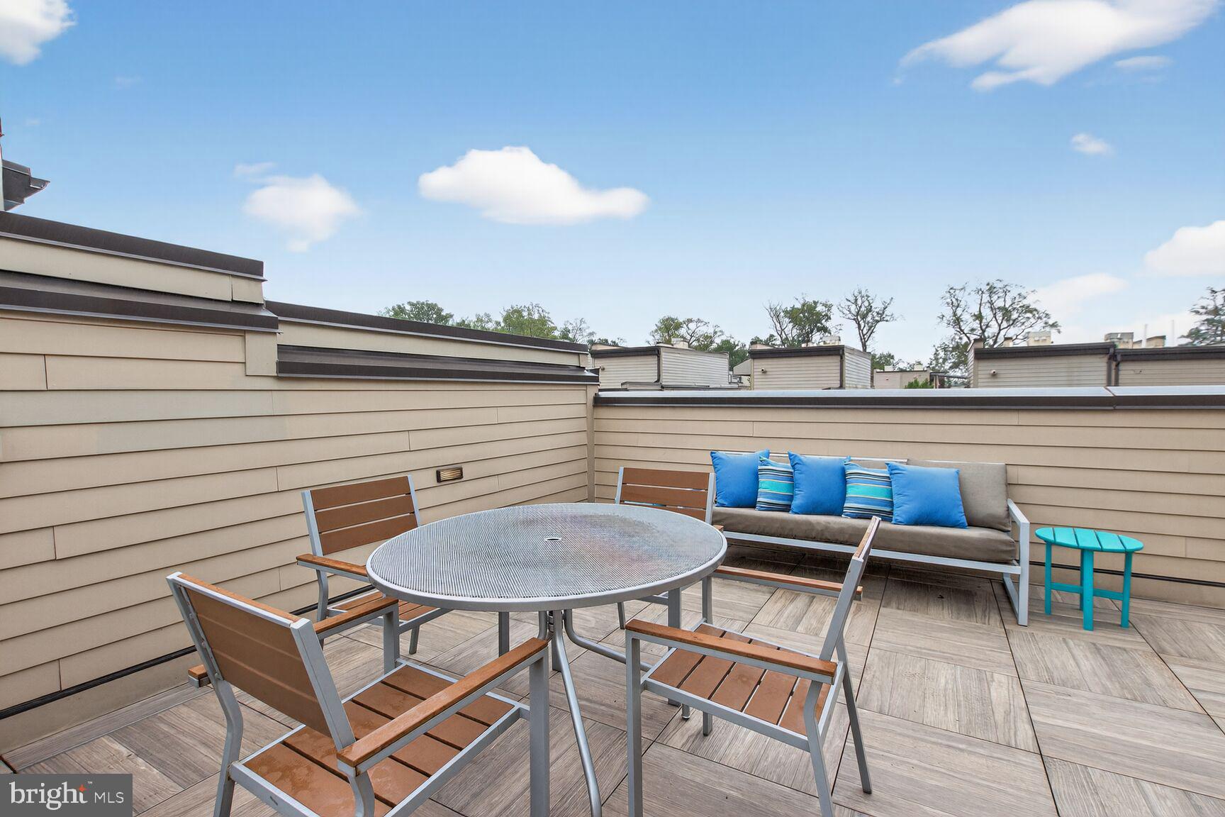 GROSVENOR HEIGHTS - Residential