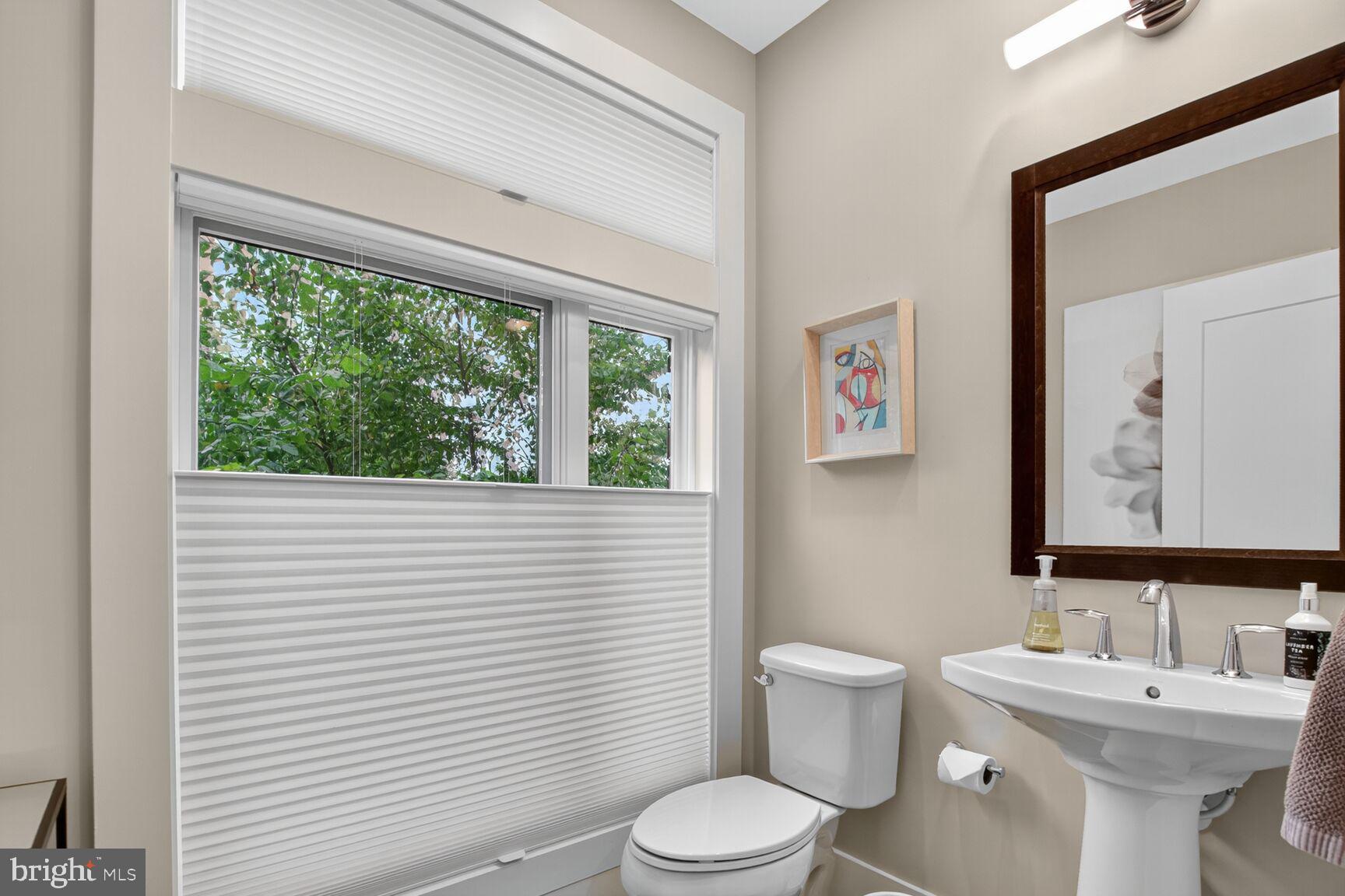 GROSVENOR HEIGHTS - Residential