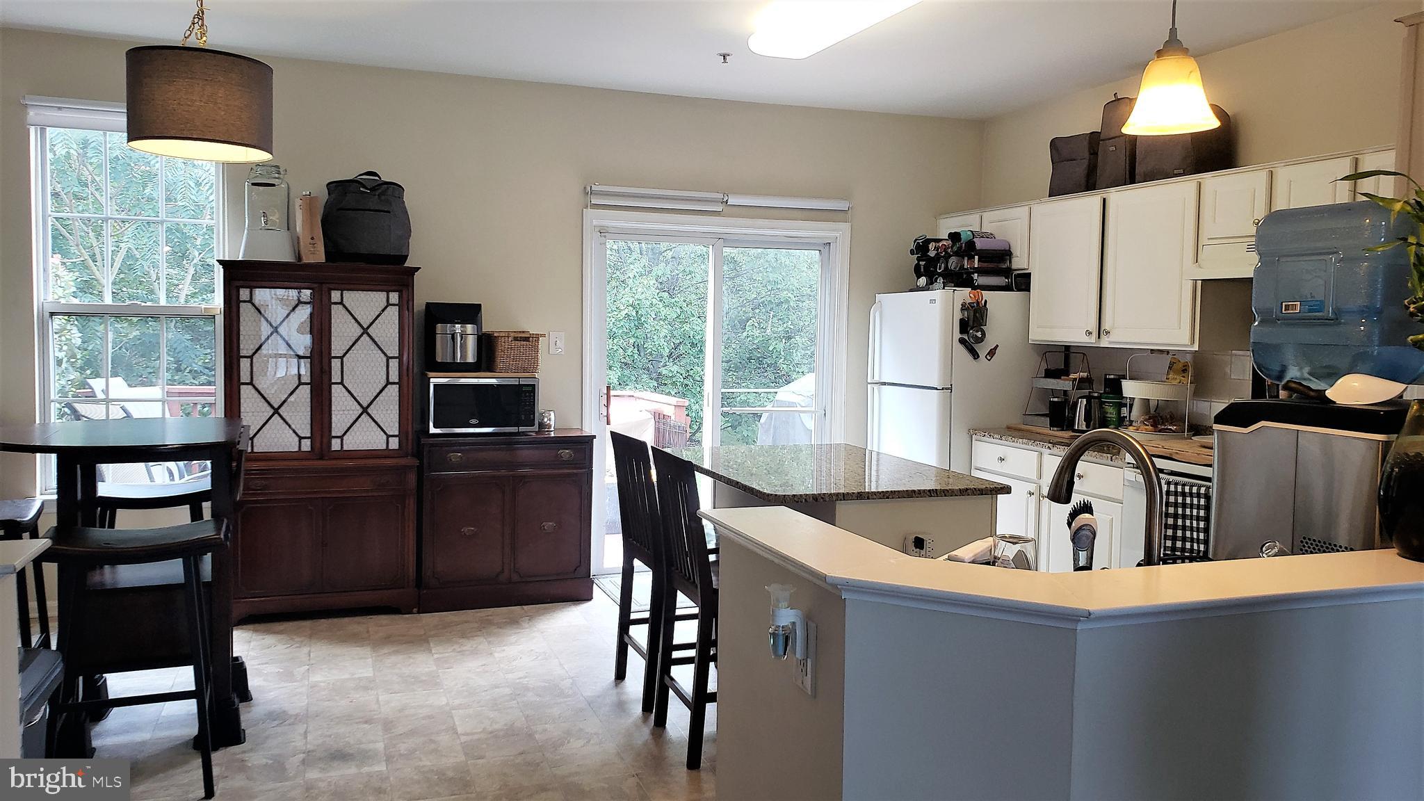 FARMINGTON VILLAGE - Residential Lease