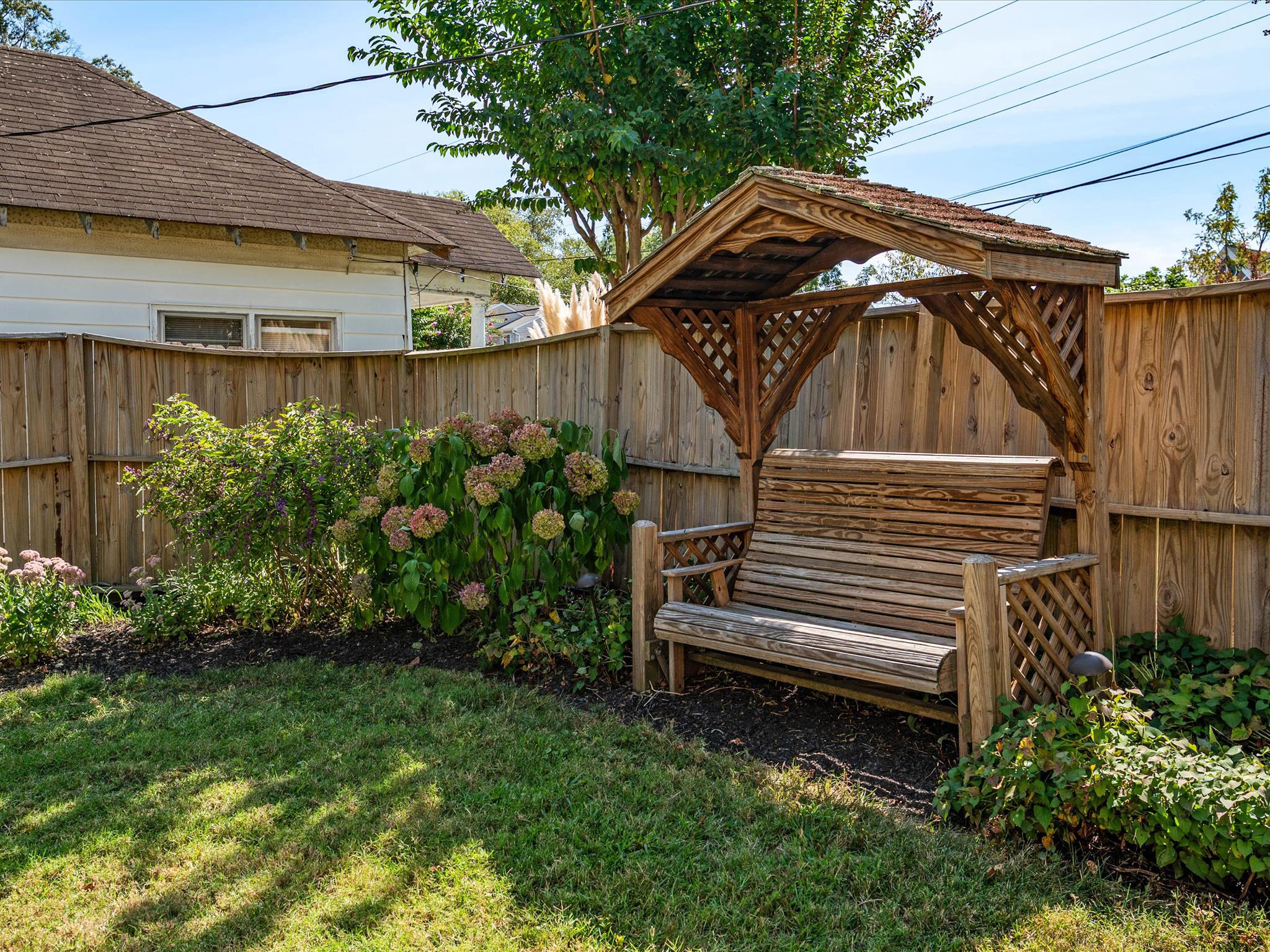 OWINGS BEACH - Residential