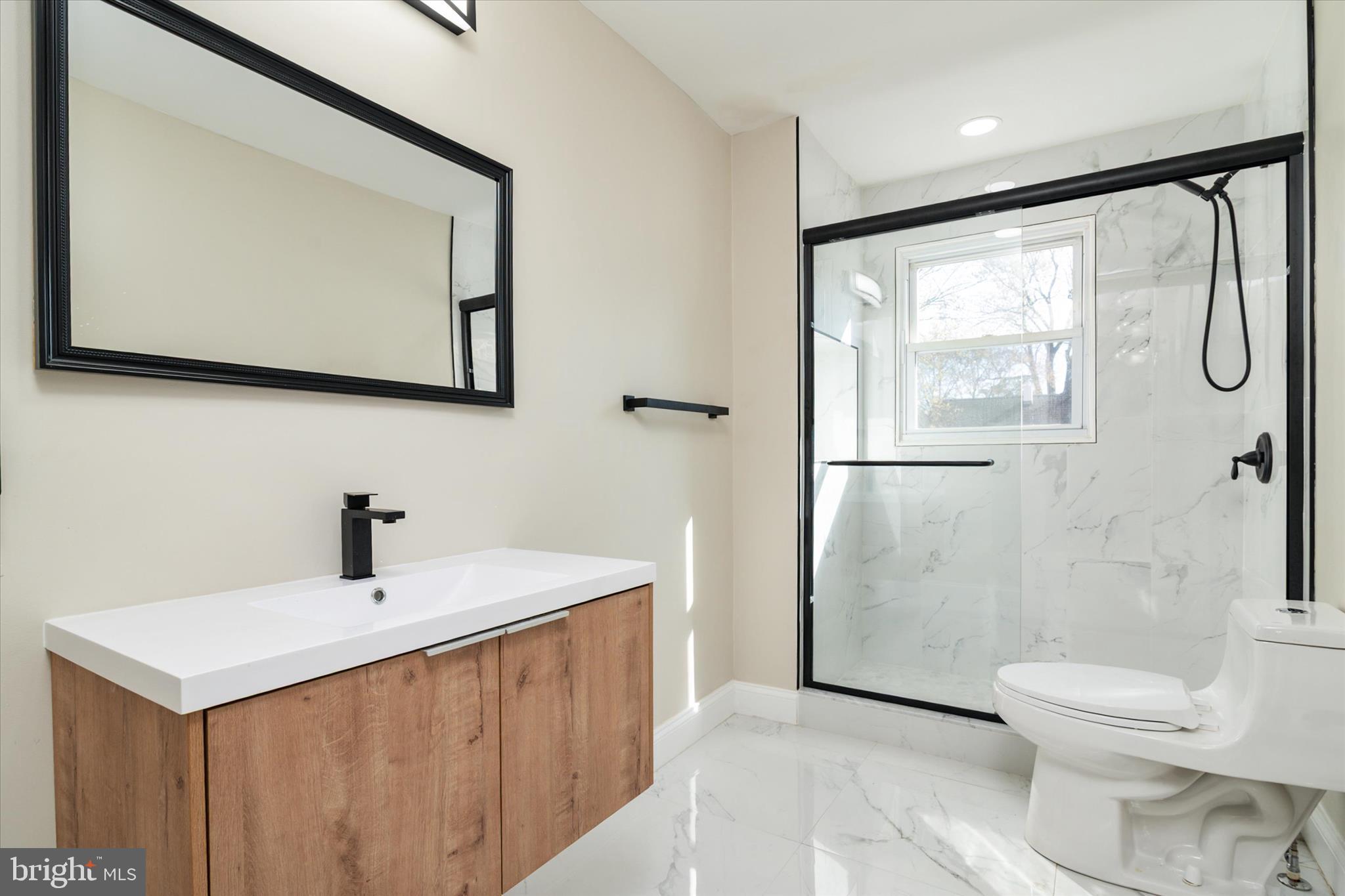 OWINGS BEACH - Residential