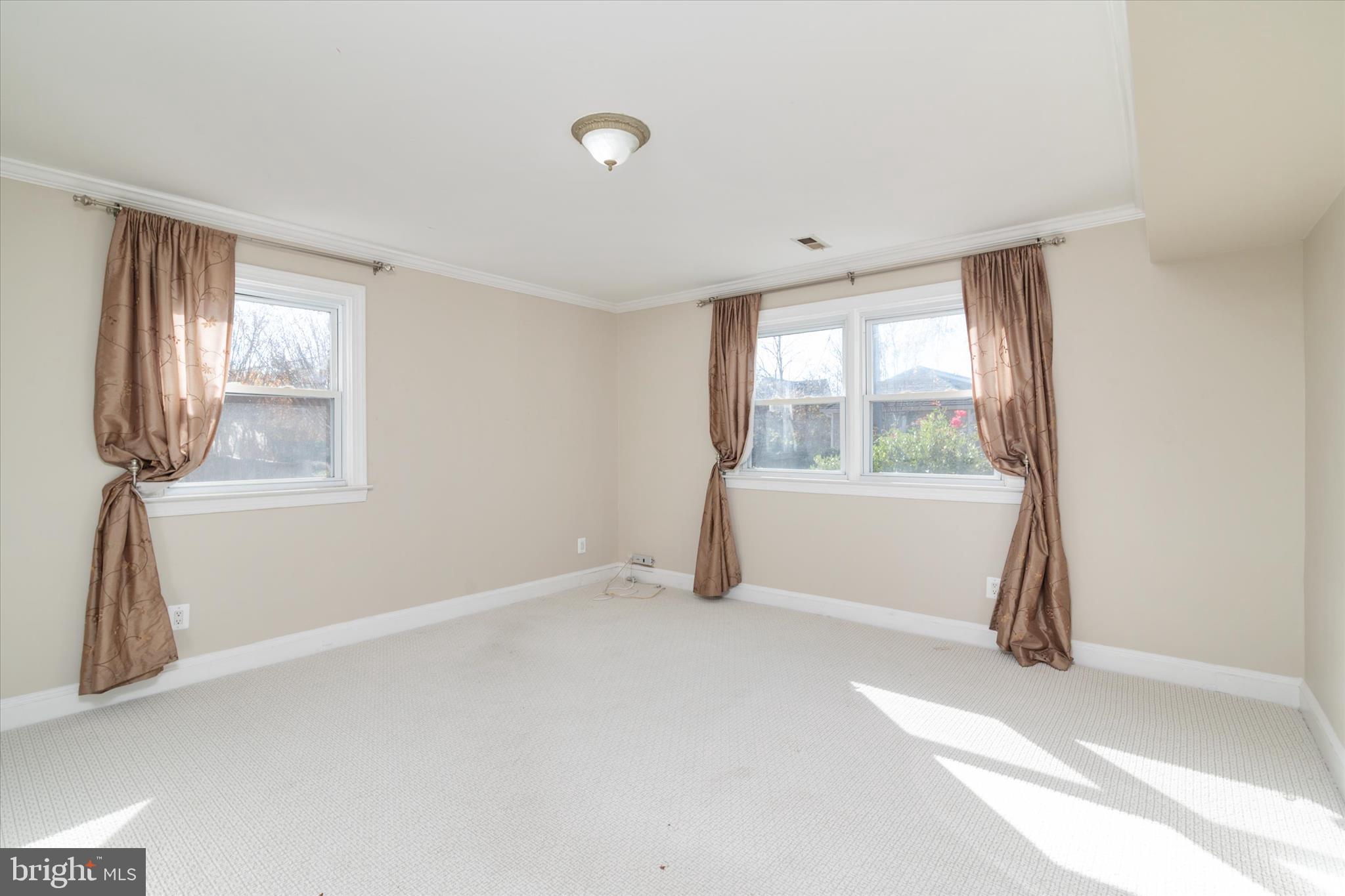 OWINGS BEACH - Residential