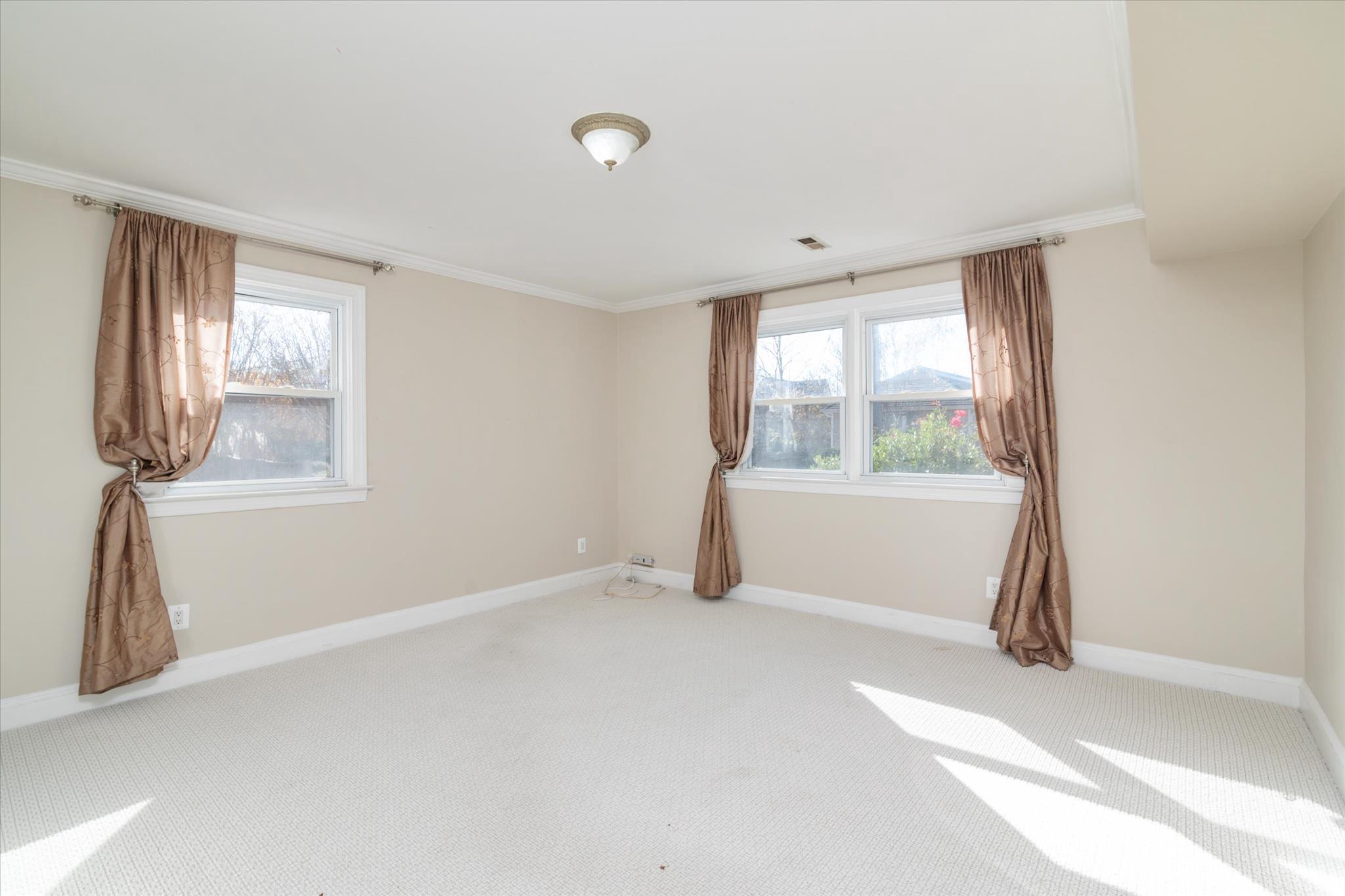 OWINGS BEACH - Residential