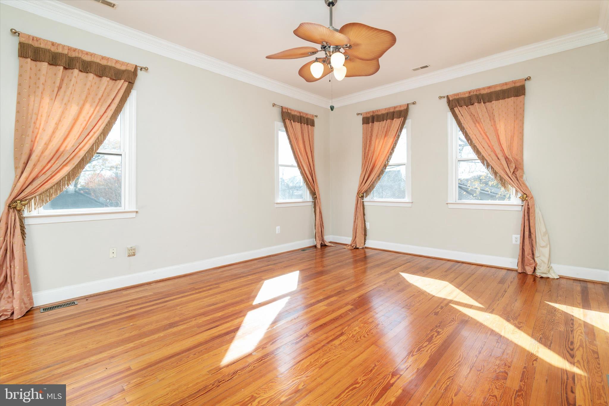 OWINGS BEACH - Residential