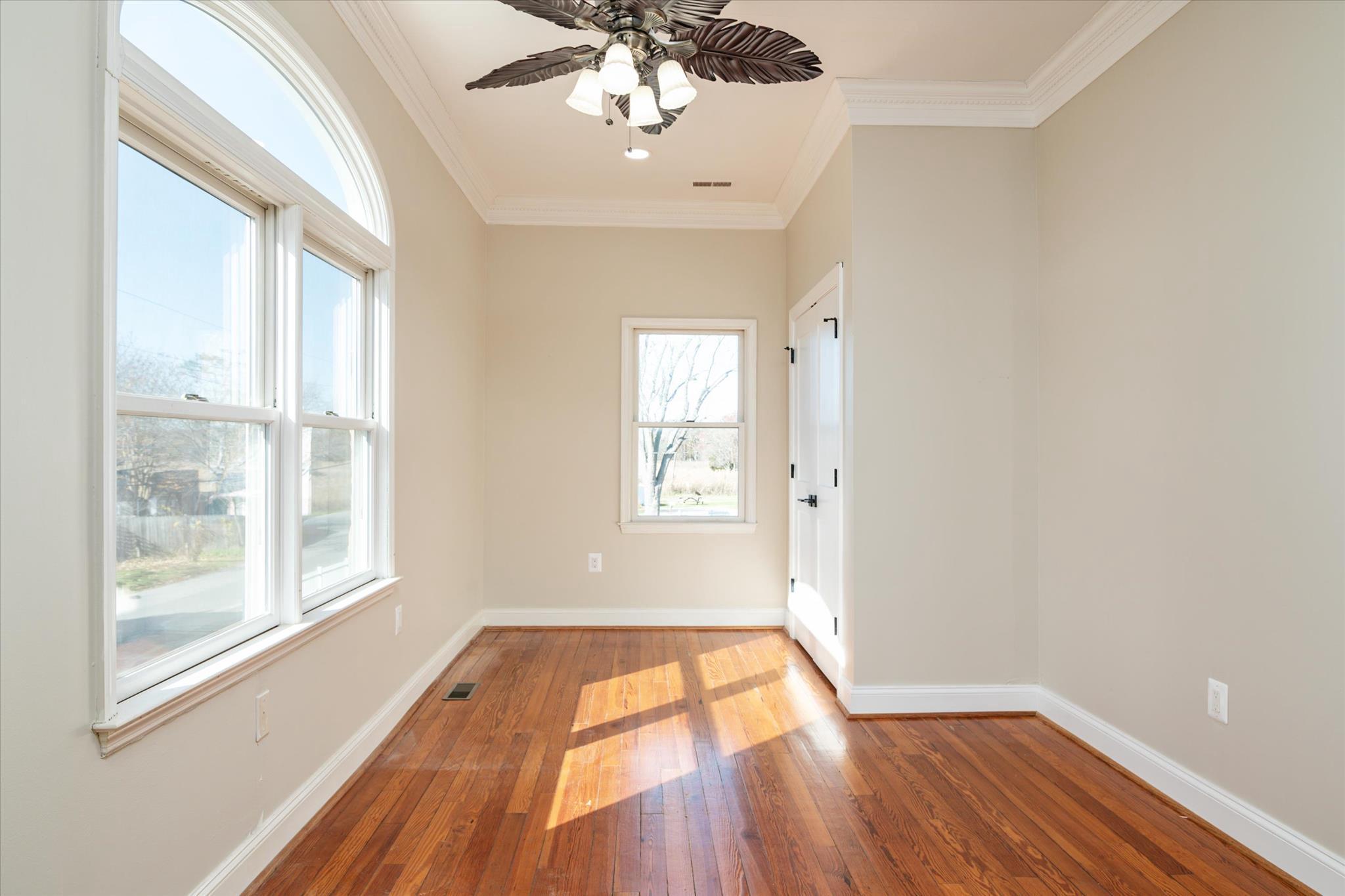 OWINGS BEACH - Residential