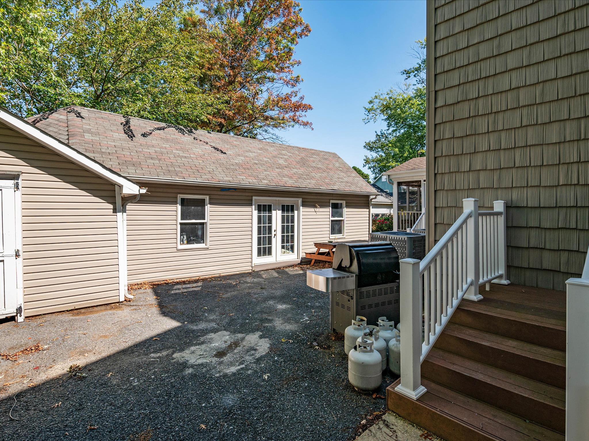 OWINGS BEACH - Residential