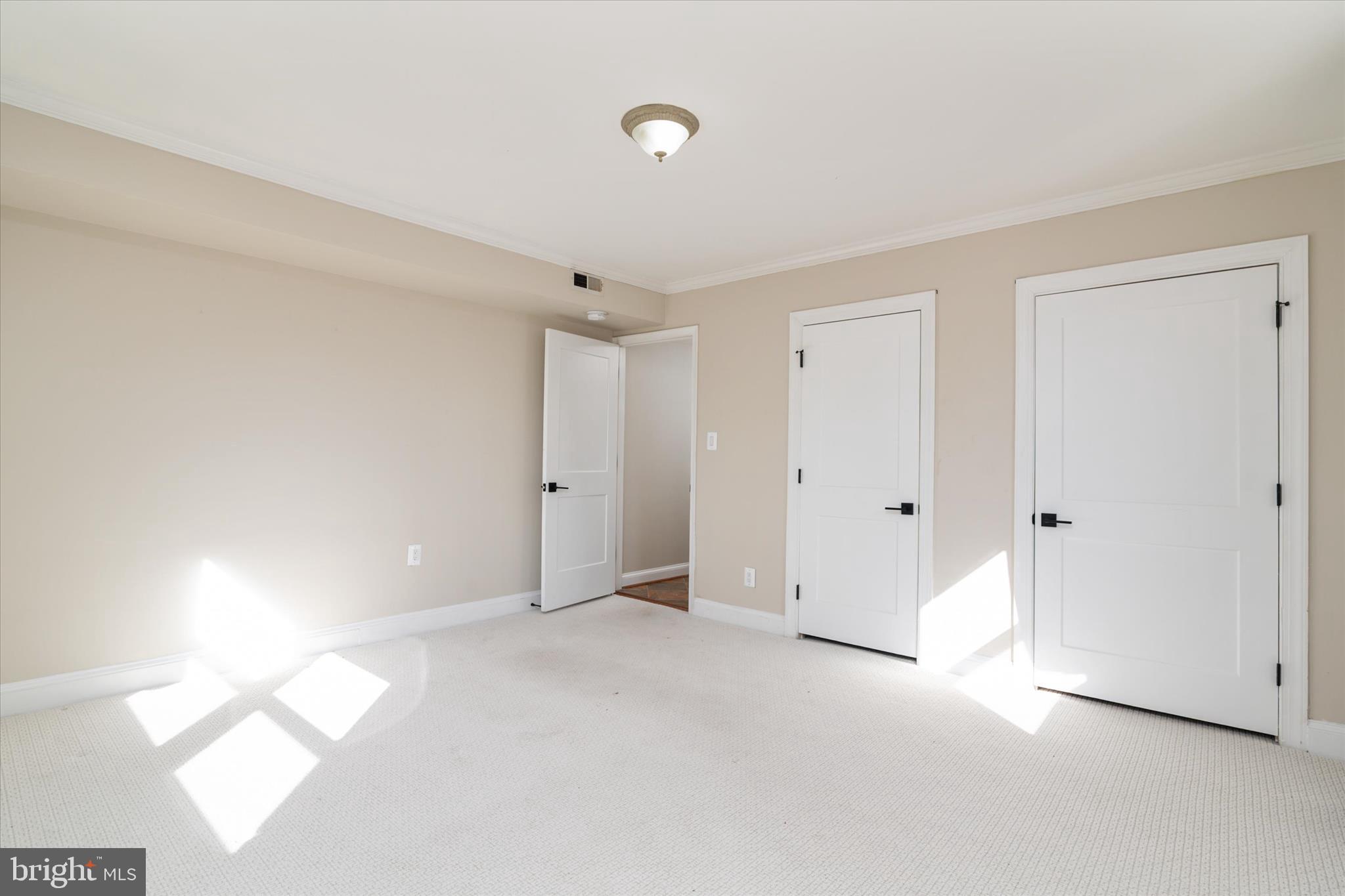 OWINGS BEACH - Residential