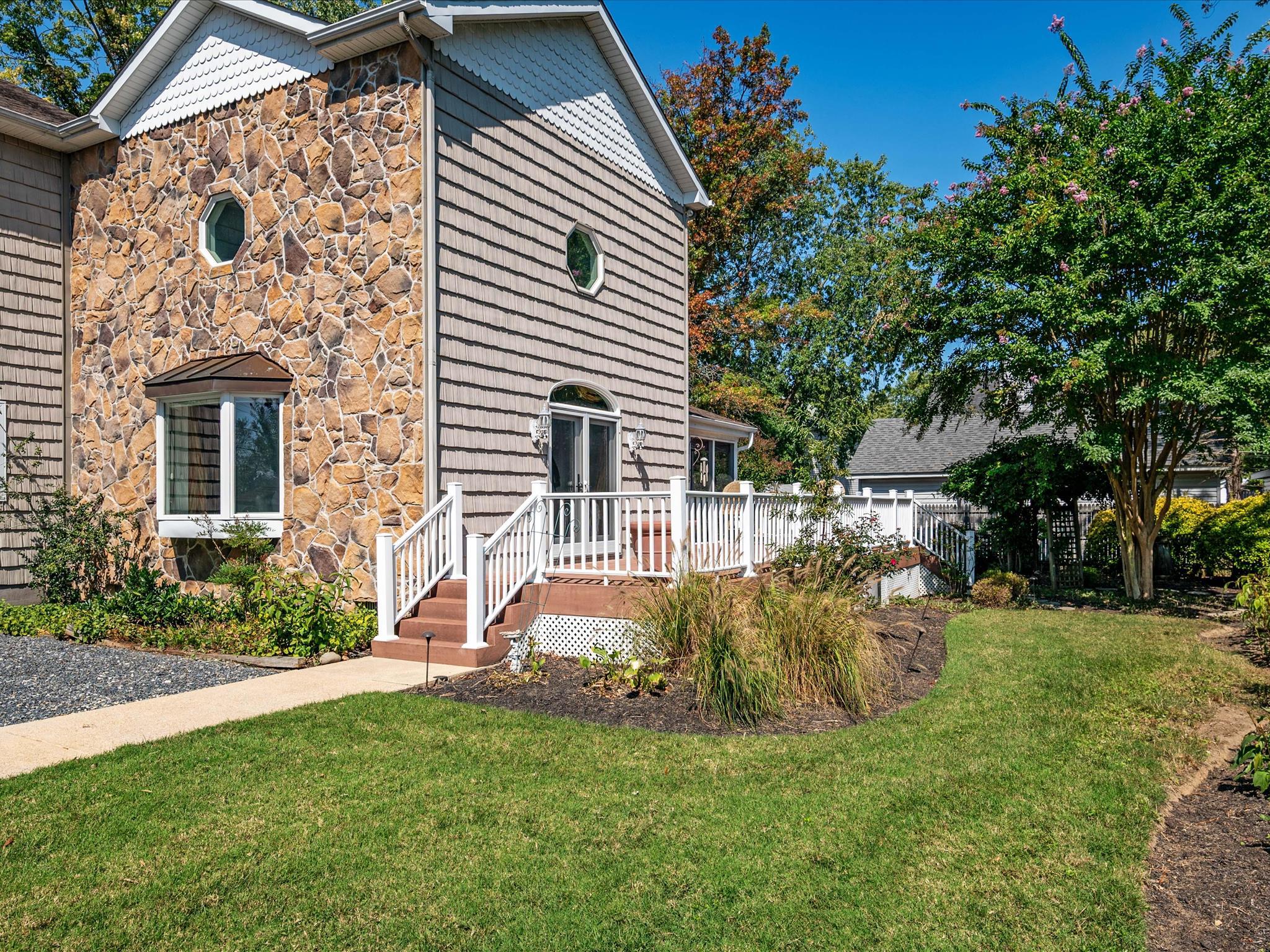 OWINGS BEACH - Residential