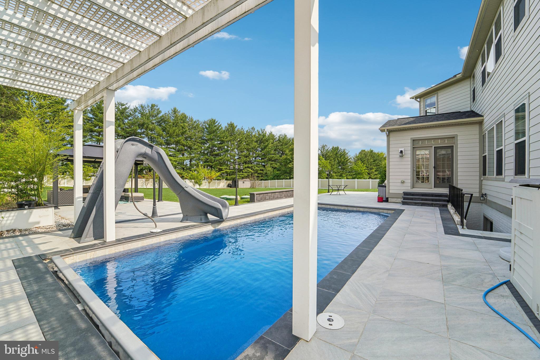 RESERVE AT VISTA RIDGE - Residential