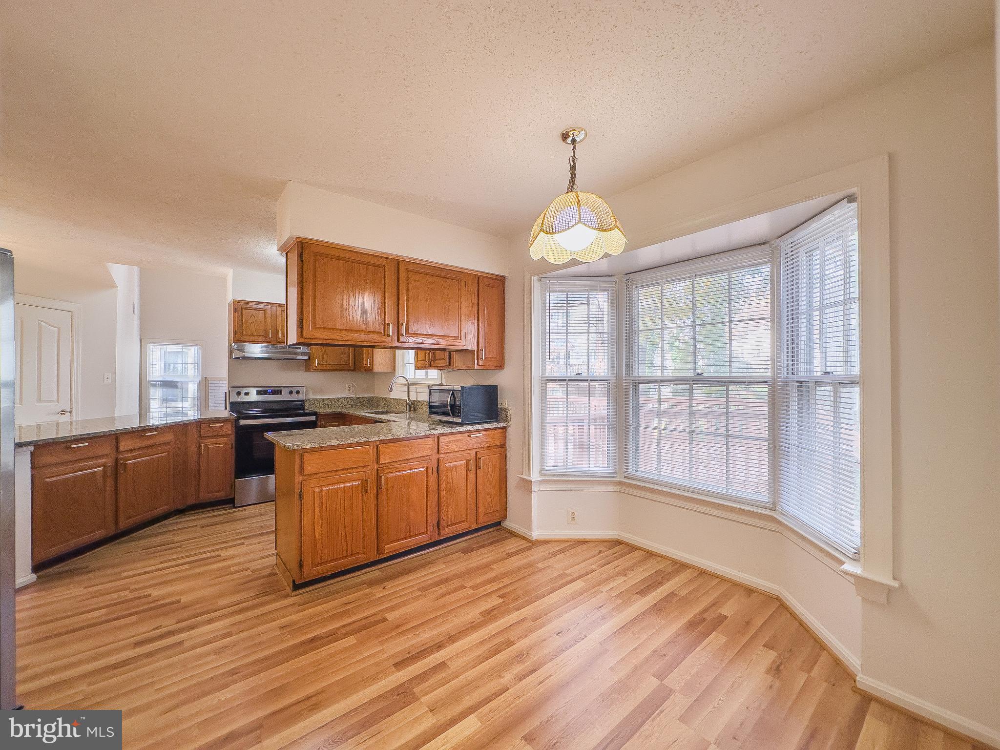 LIFESTYLE AT SULLY STATION - Residential Lease