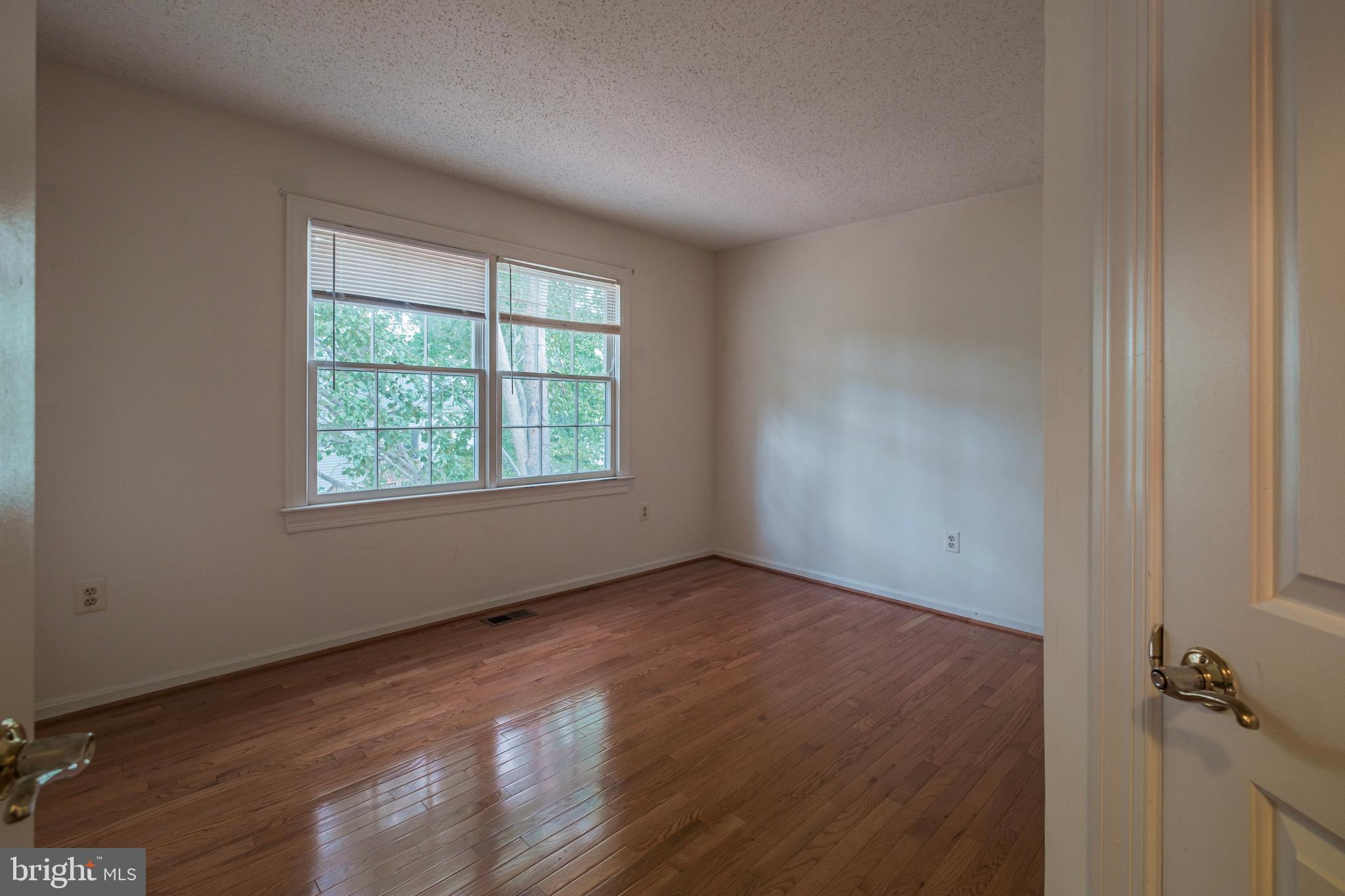 LIFESTYLE AT SULLY STATION - Residential Lease