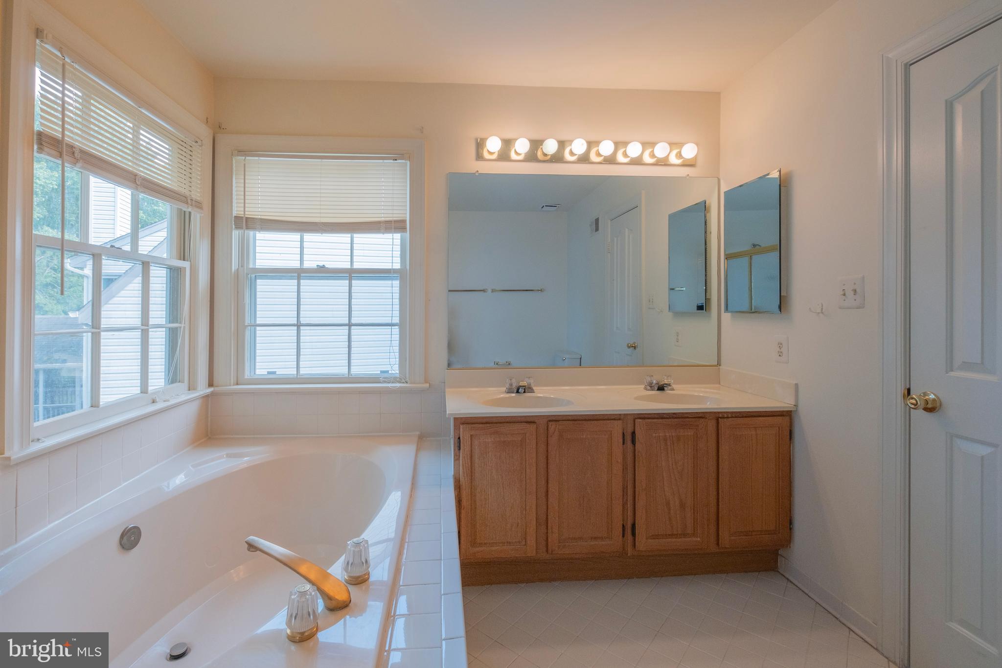 LIFESTYLE AT SULLY STATION - Residential Lease