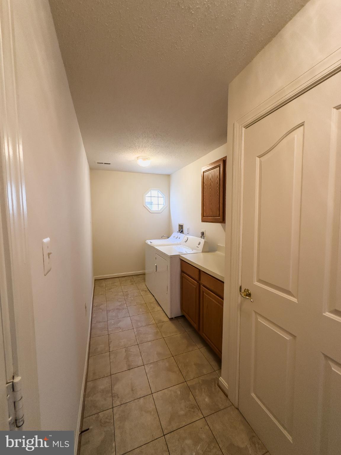 LIFESTYLE AT SULLY STATION - Residential Lease