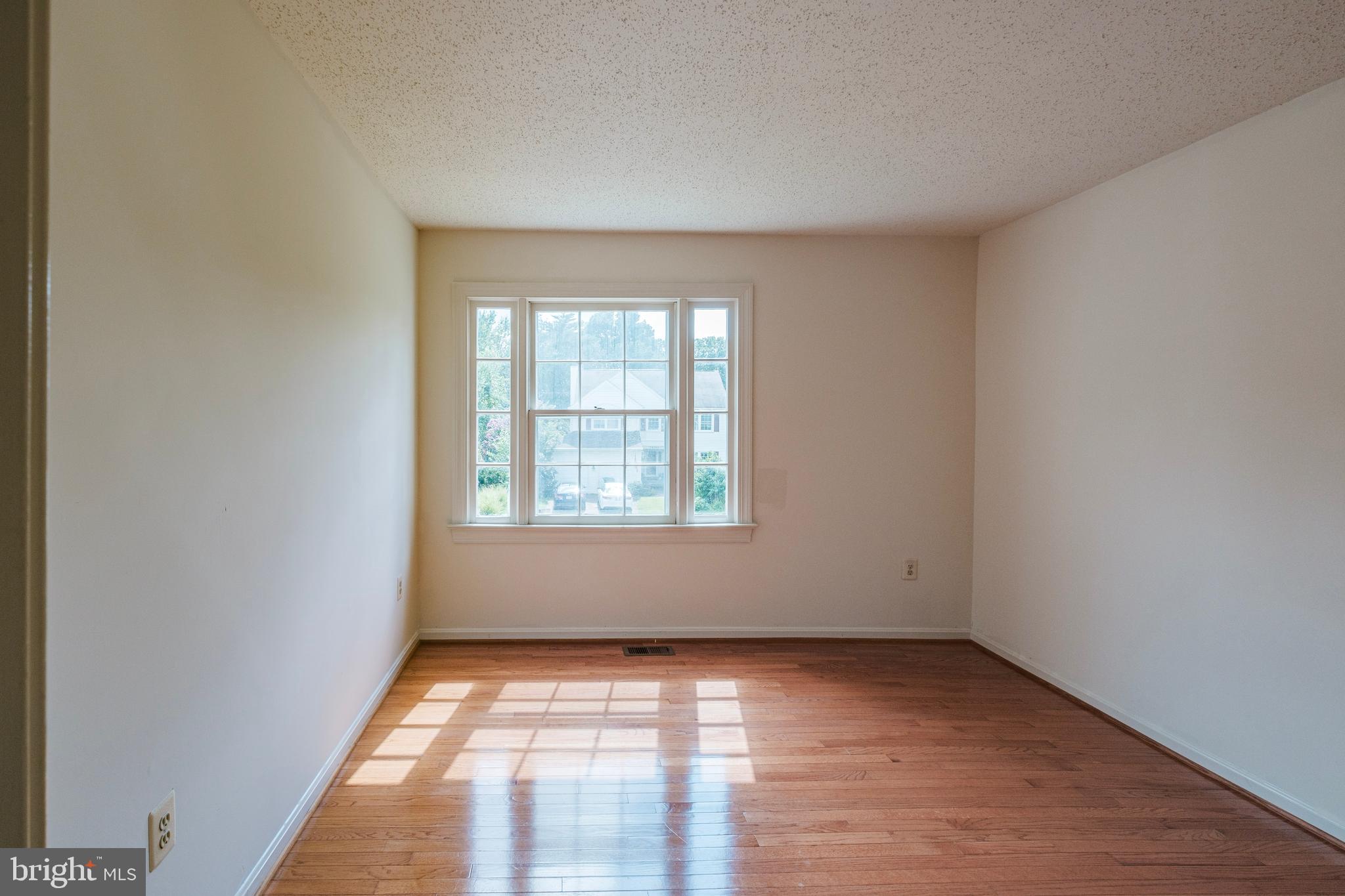 LIFESTYLE AT SULLY STATION - Residential Lease