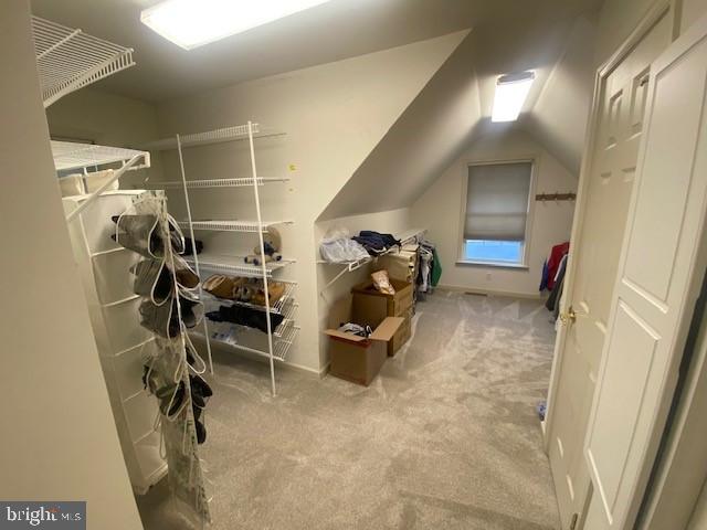 WALNUT POINT - Residential