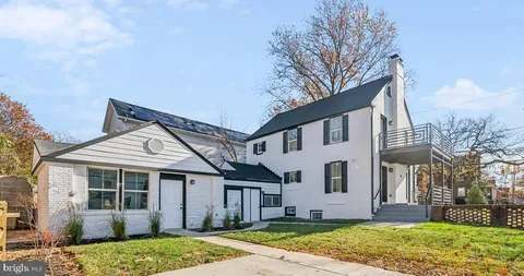 MLS: DCDC2197492