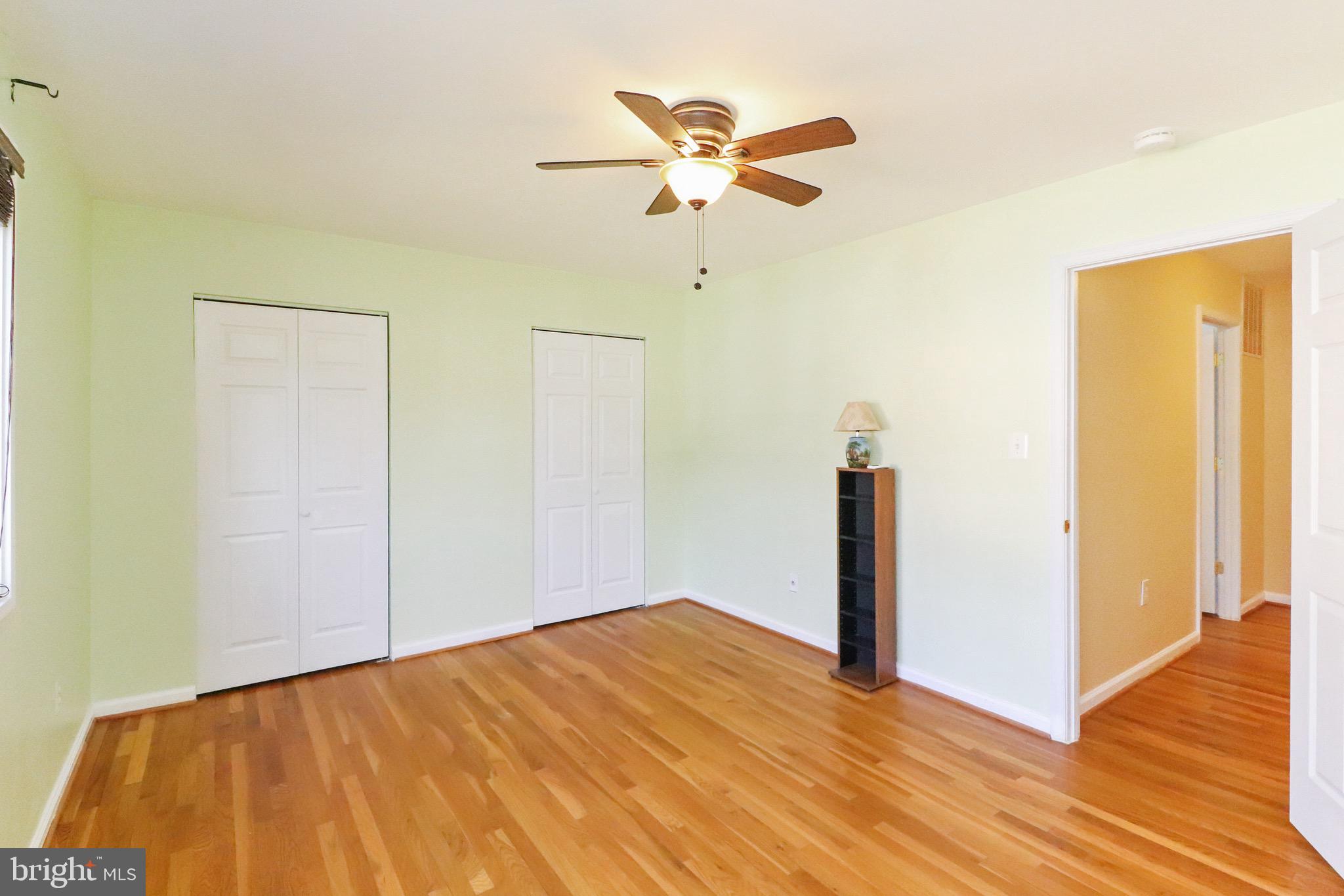 MOSBY WOODS TH CONDOS - Residential