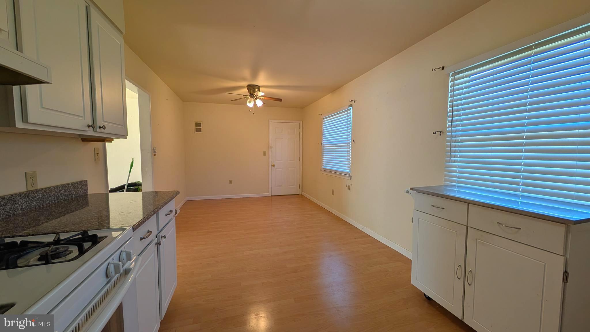 SPRING COMMONS - Residential