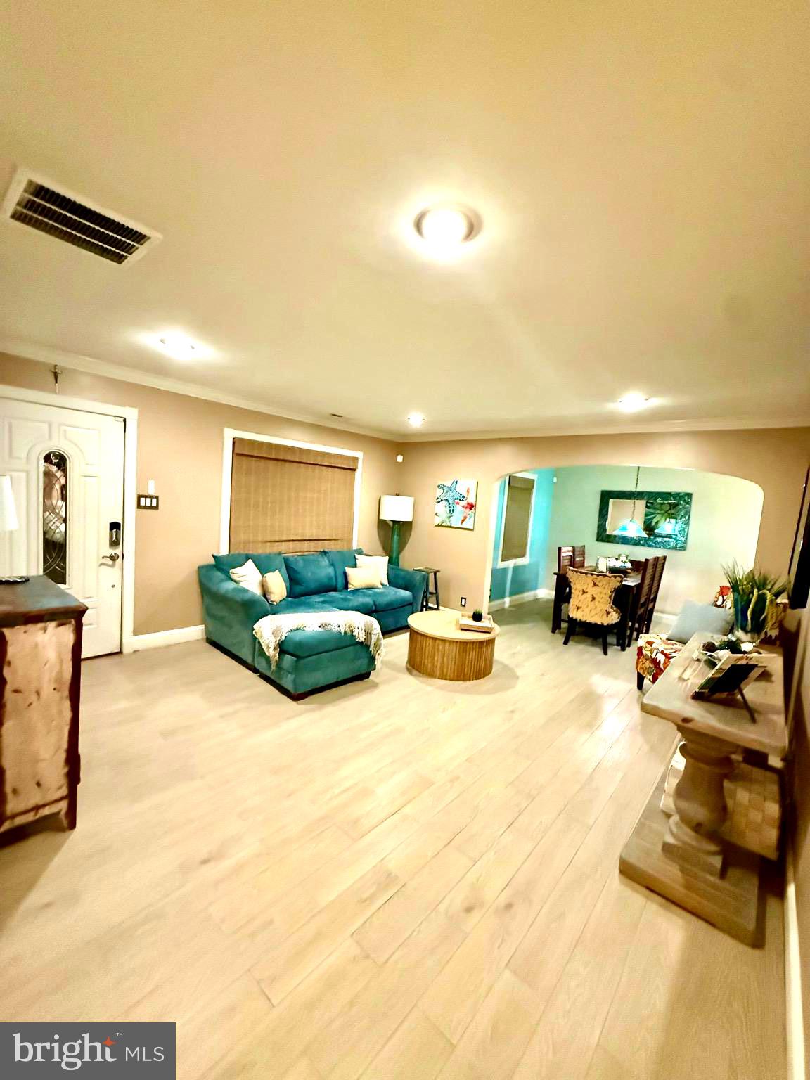 108 N SUFFOLK AVENUE