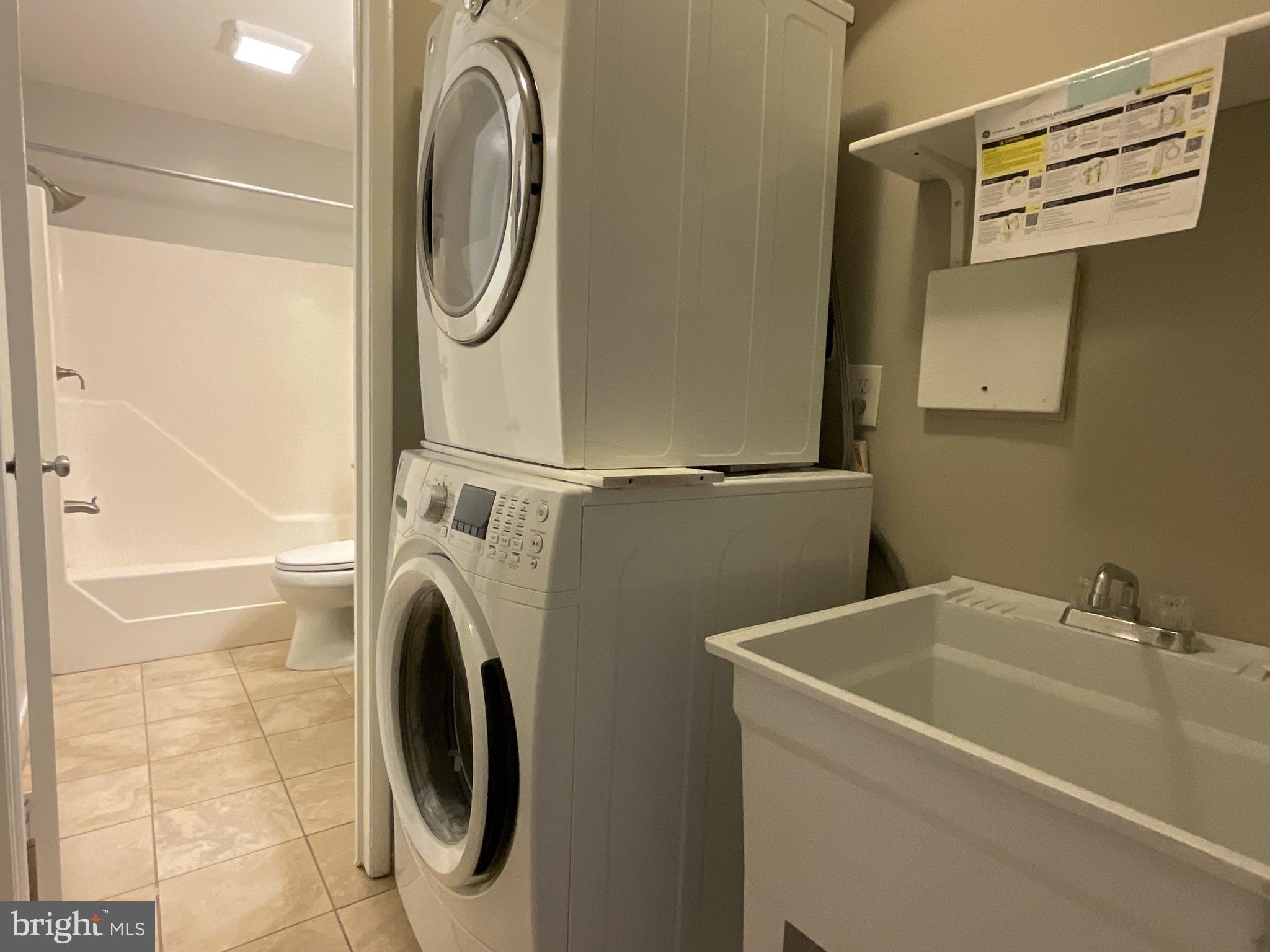 THE WESTERLIES - Residential Lease