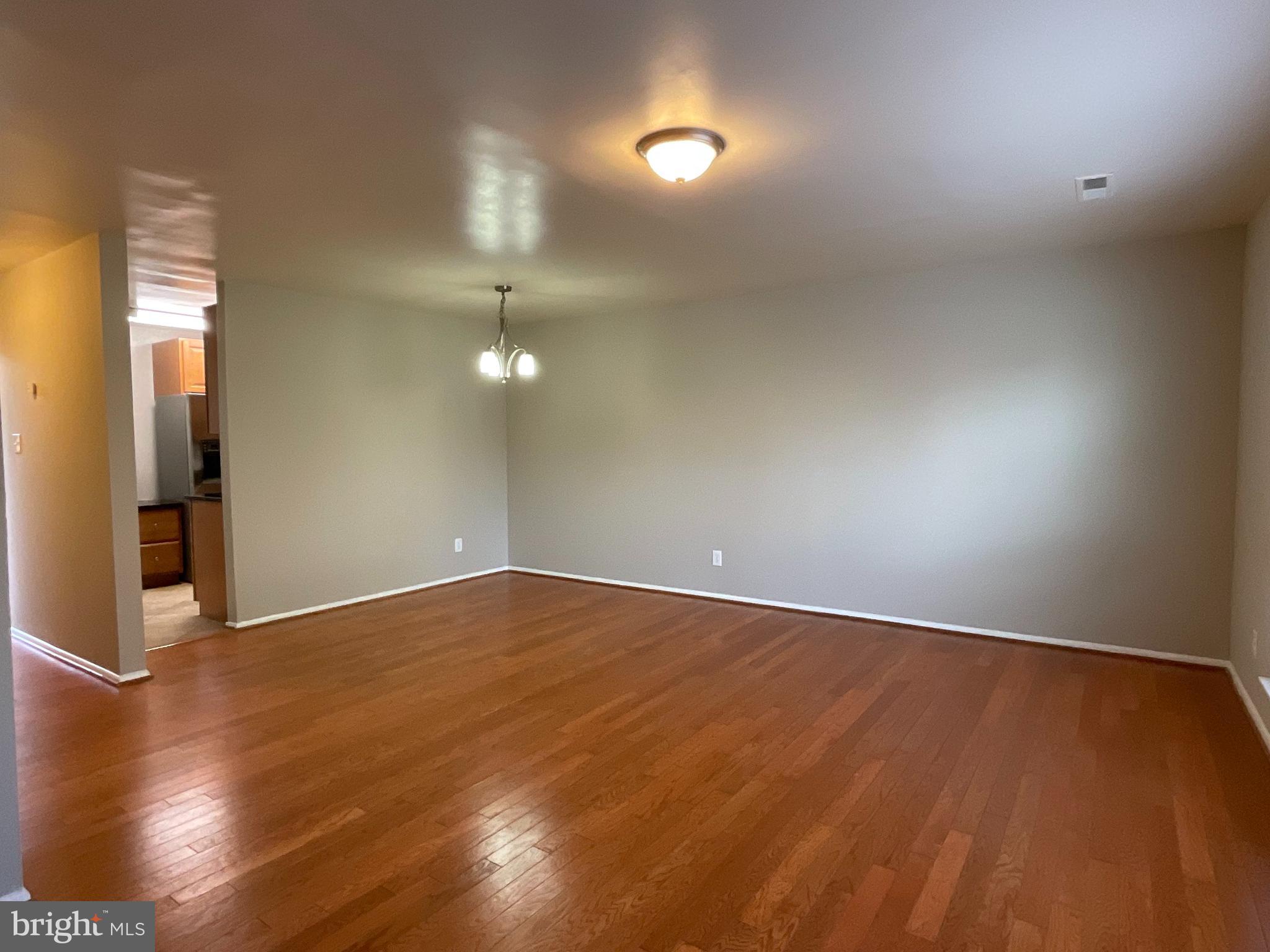 THE WESTERLIES - Residential Lease