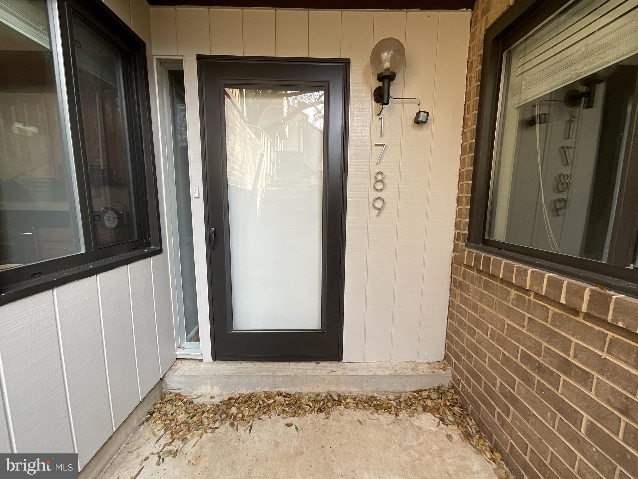 THE WESTERLIES - Residential Lease